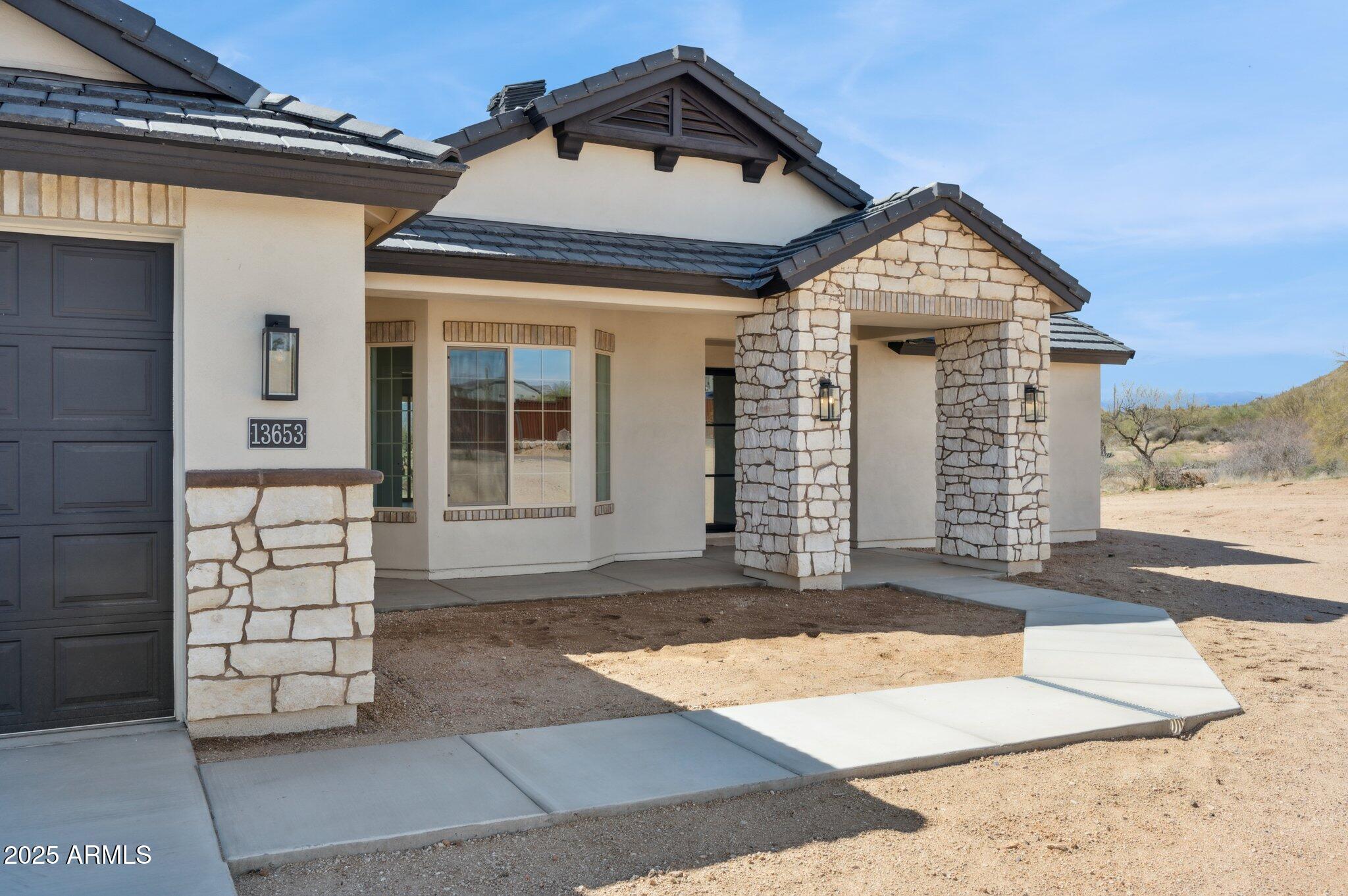 13653 E ALOE VERA Drive
