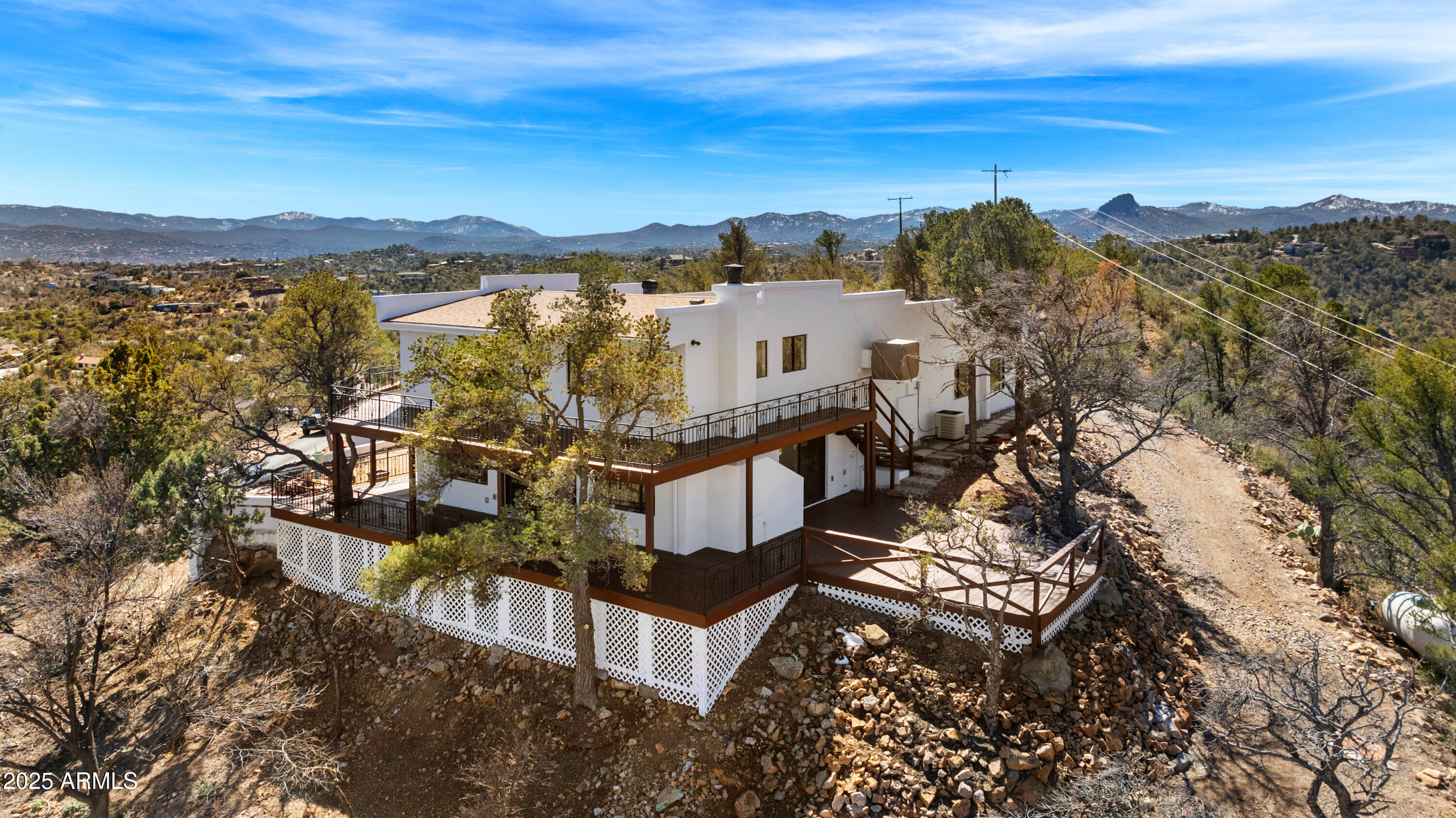 1204 W CARLOCK Drive