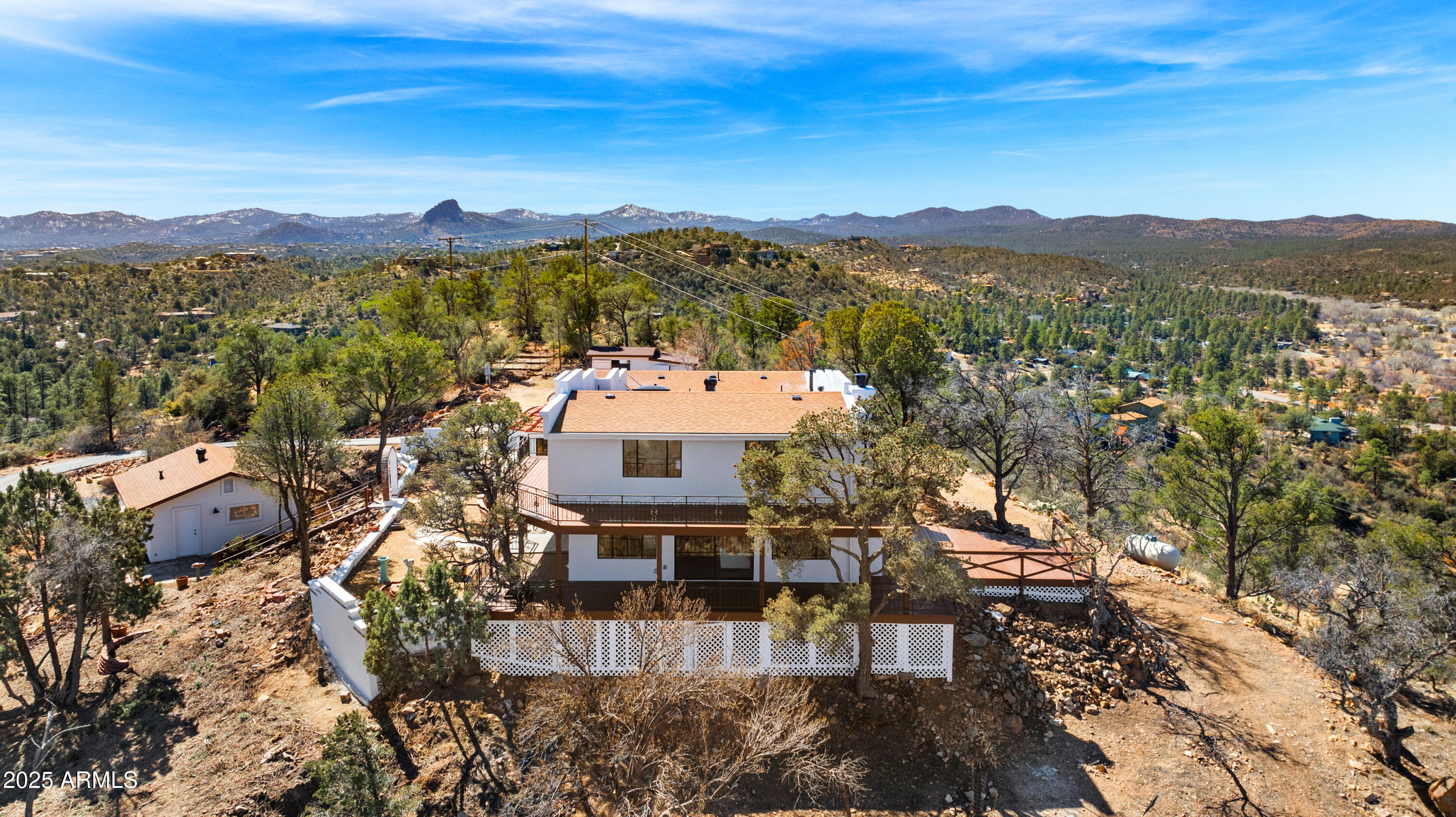 1204 W CARLOCK Drive