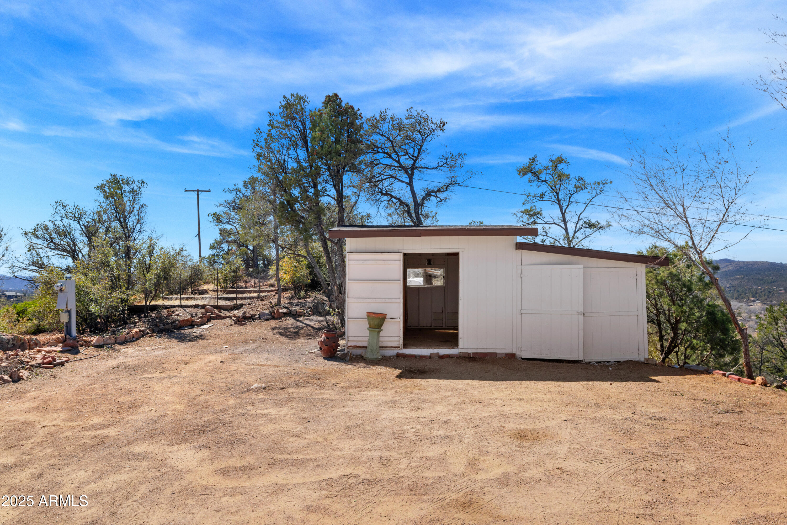 1204 W CARLOCK Drive