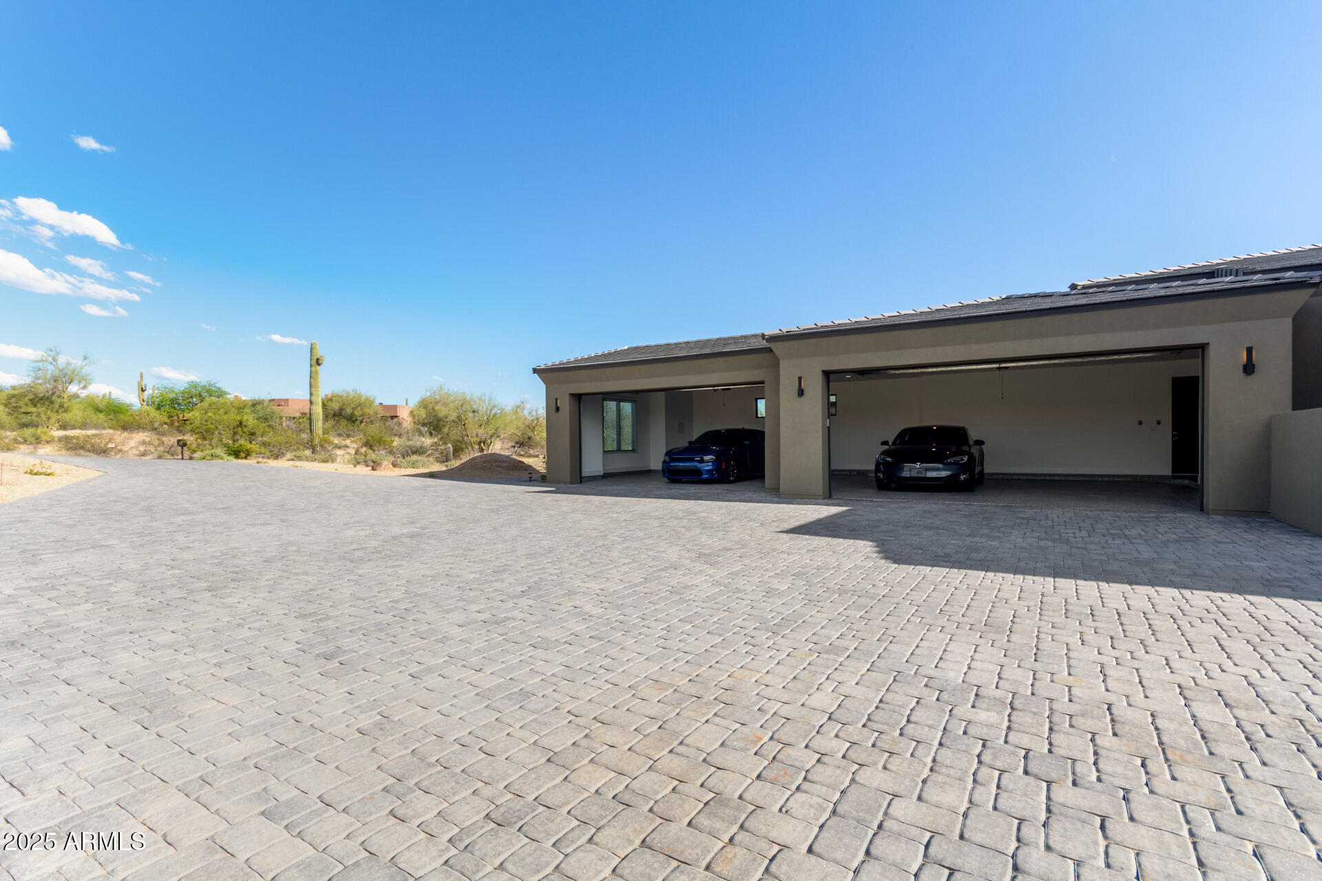 31226 N GRANITE REEF Road