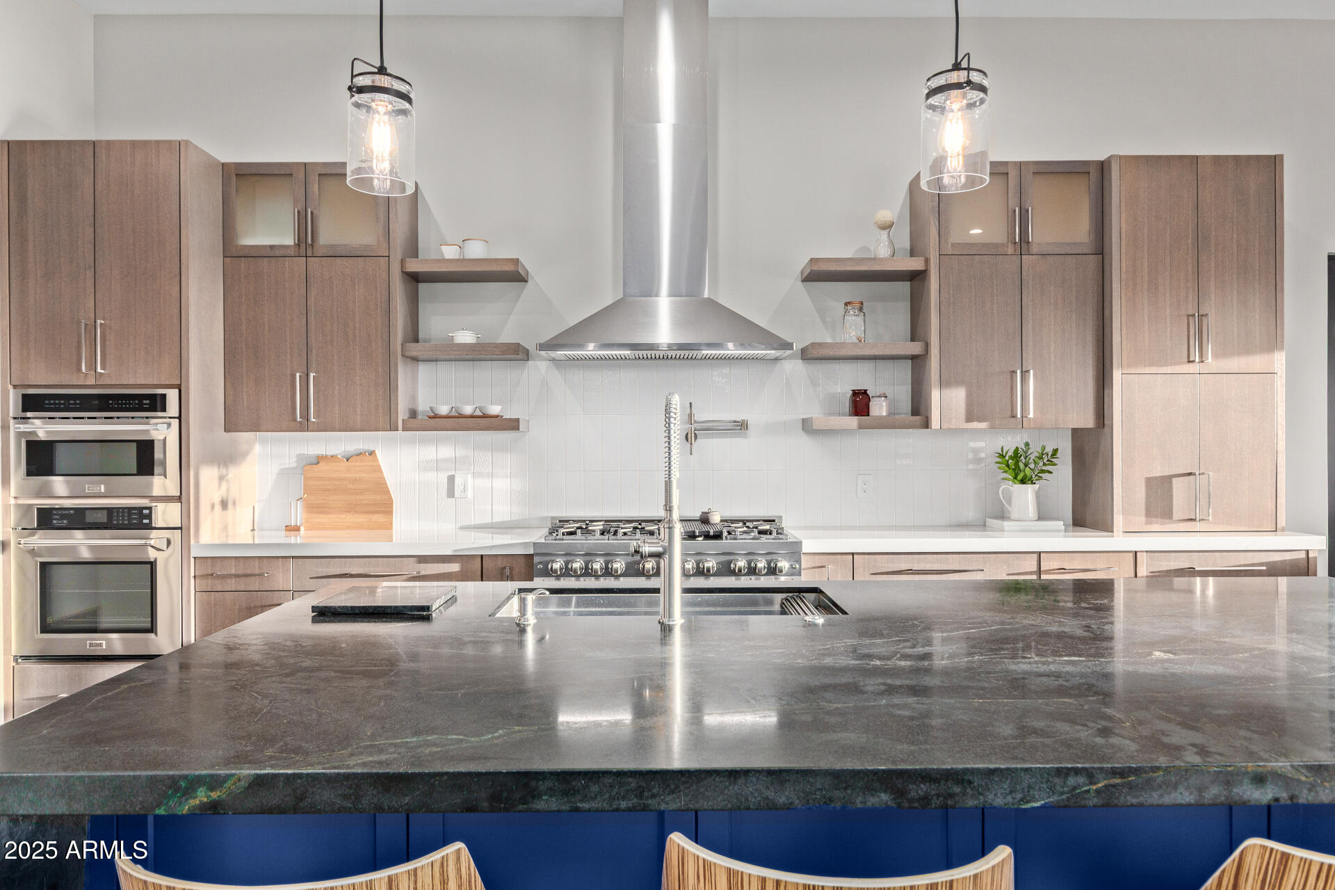 31226 N GRANITE REEF Road