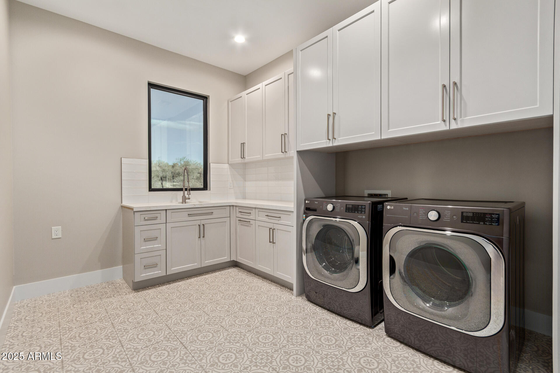 31226 N GRANITE REEF Road
