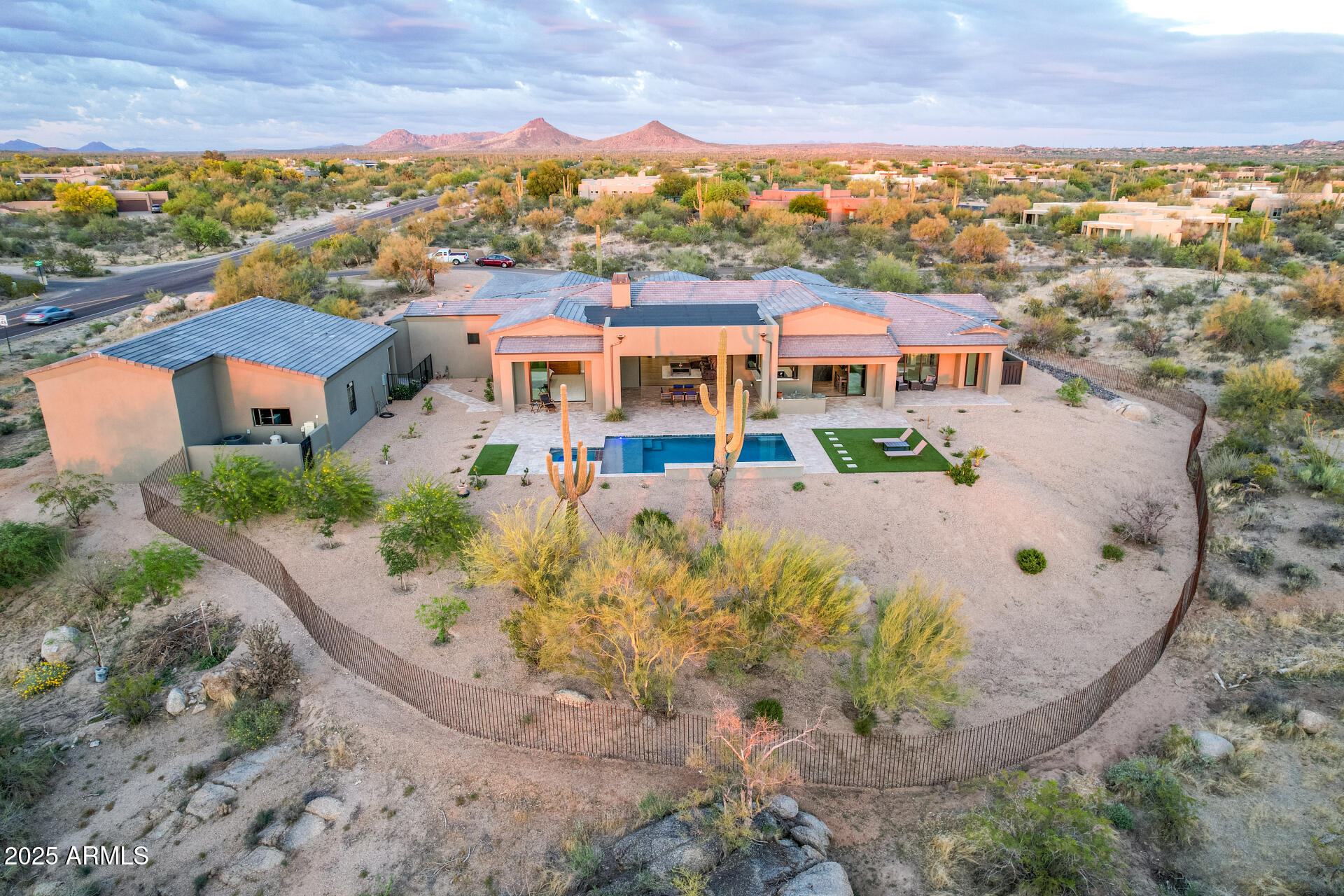 31226 N GRANITE REEF Road