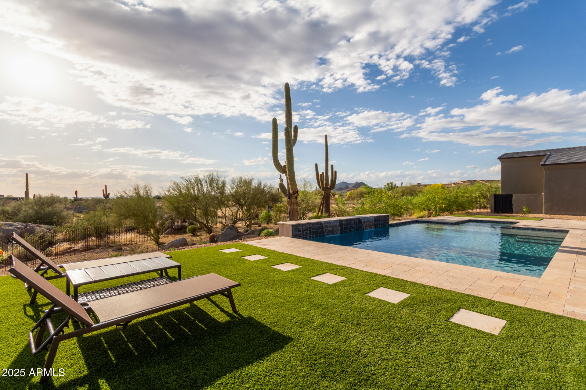 31226 N GRANITE REEF Road