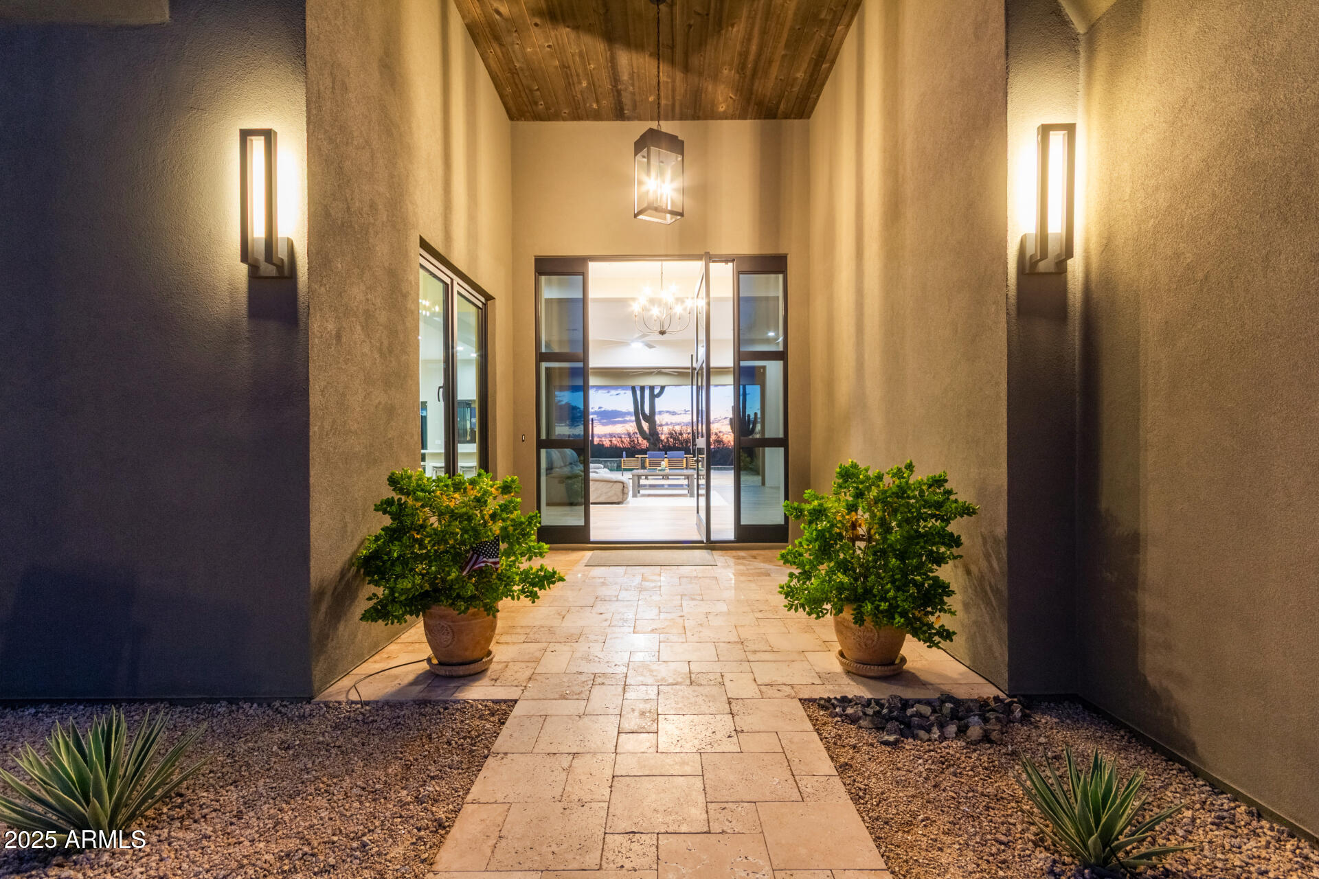31226 N GRANITE REEF Road