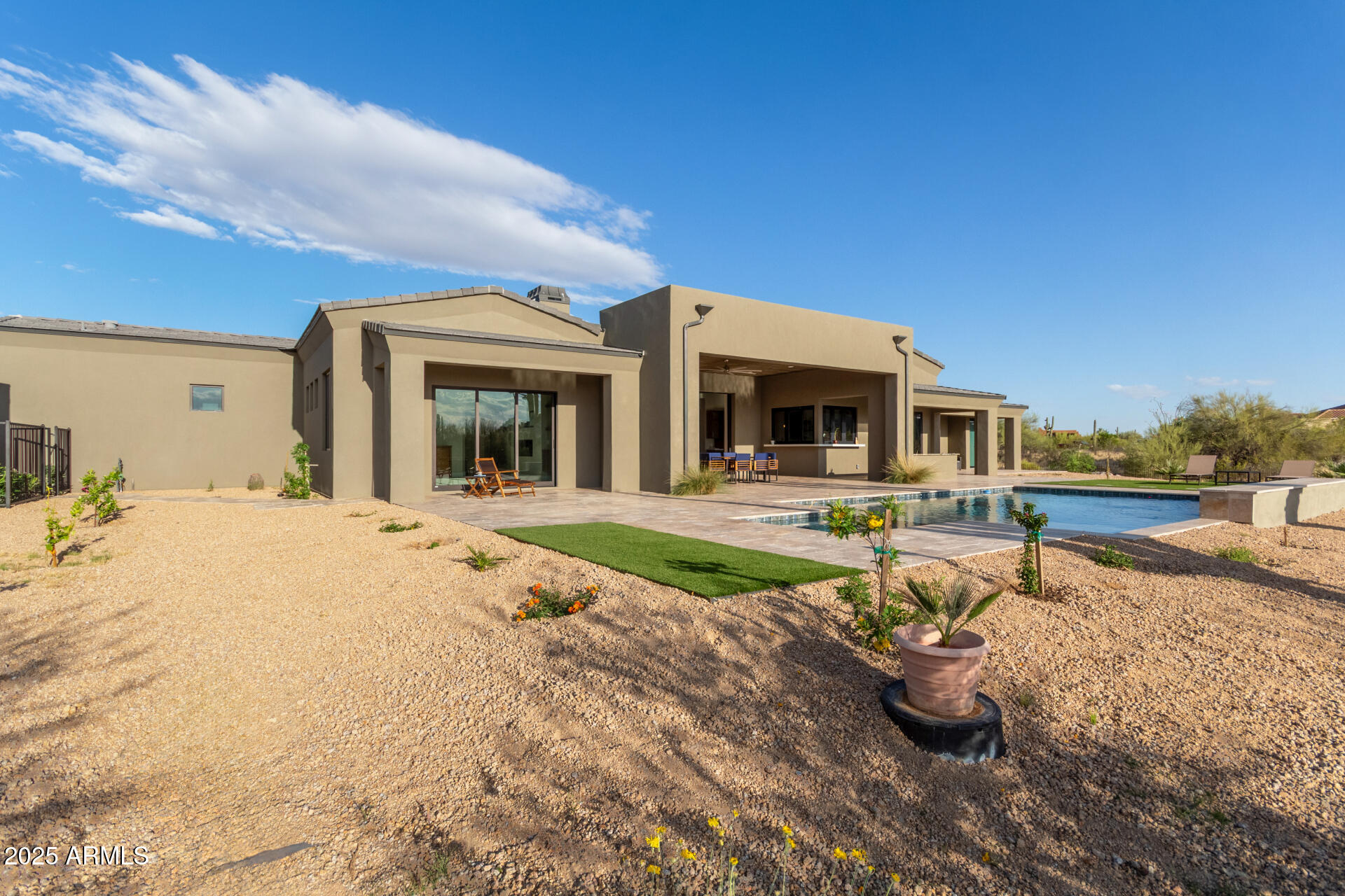 31226 N GRANITE REEF Road