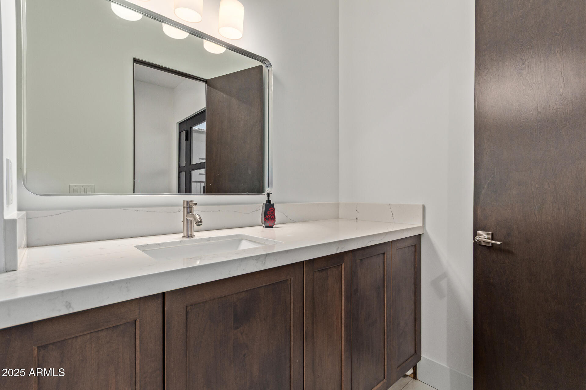 31226 N GRANITE REEF Road