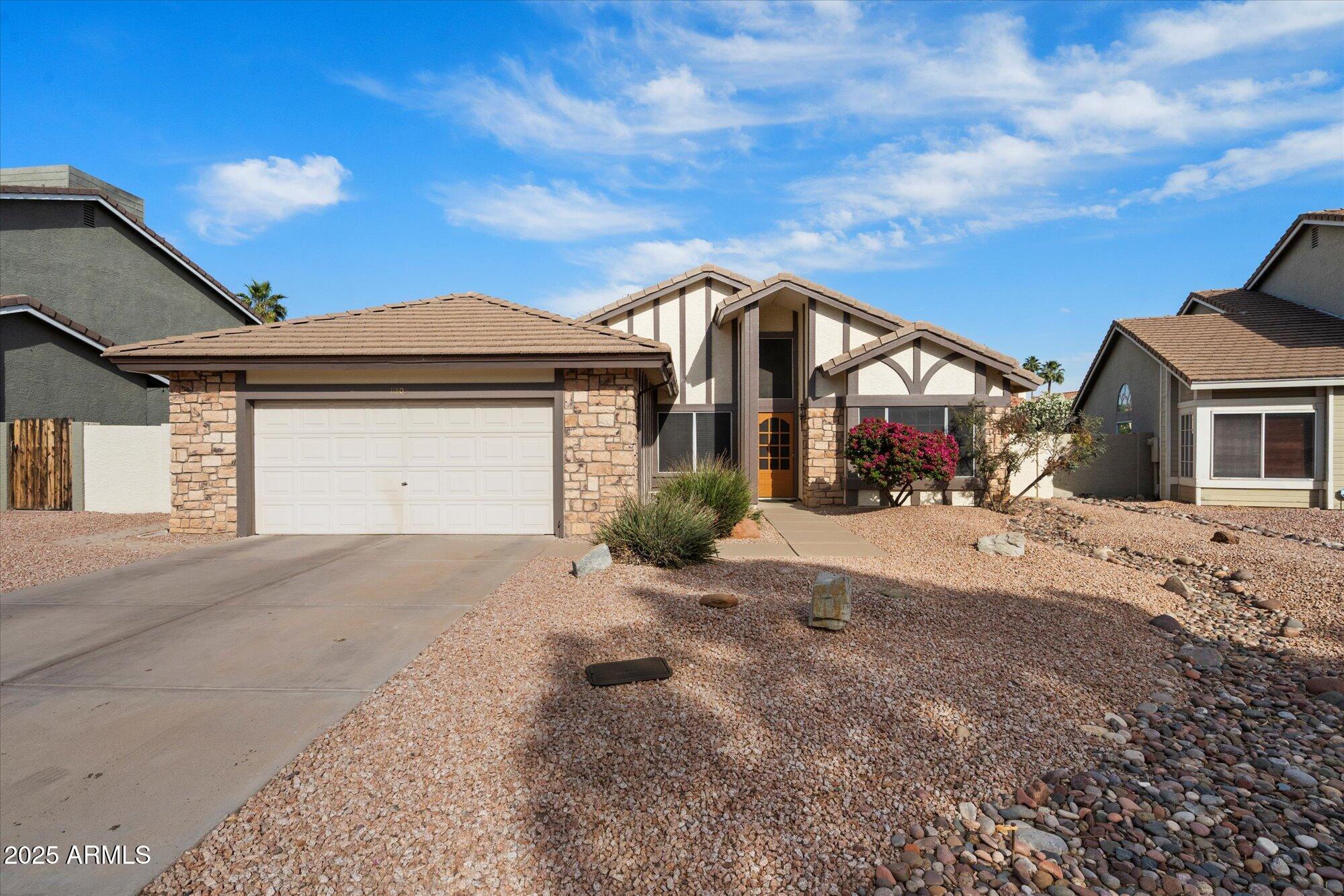 11805 N 90TH Way