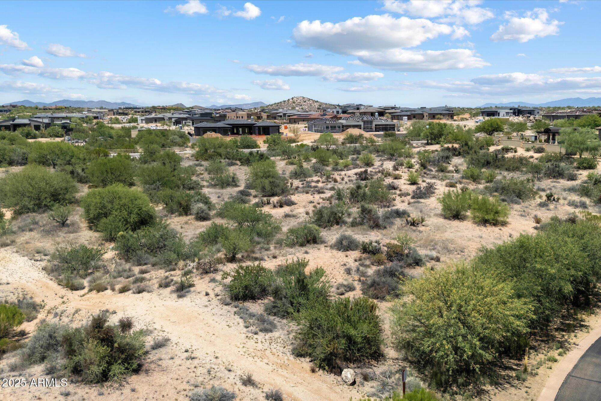 11904 E HACKAMORE Drive, 4