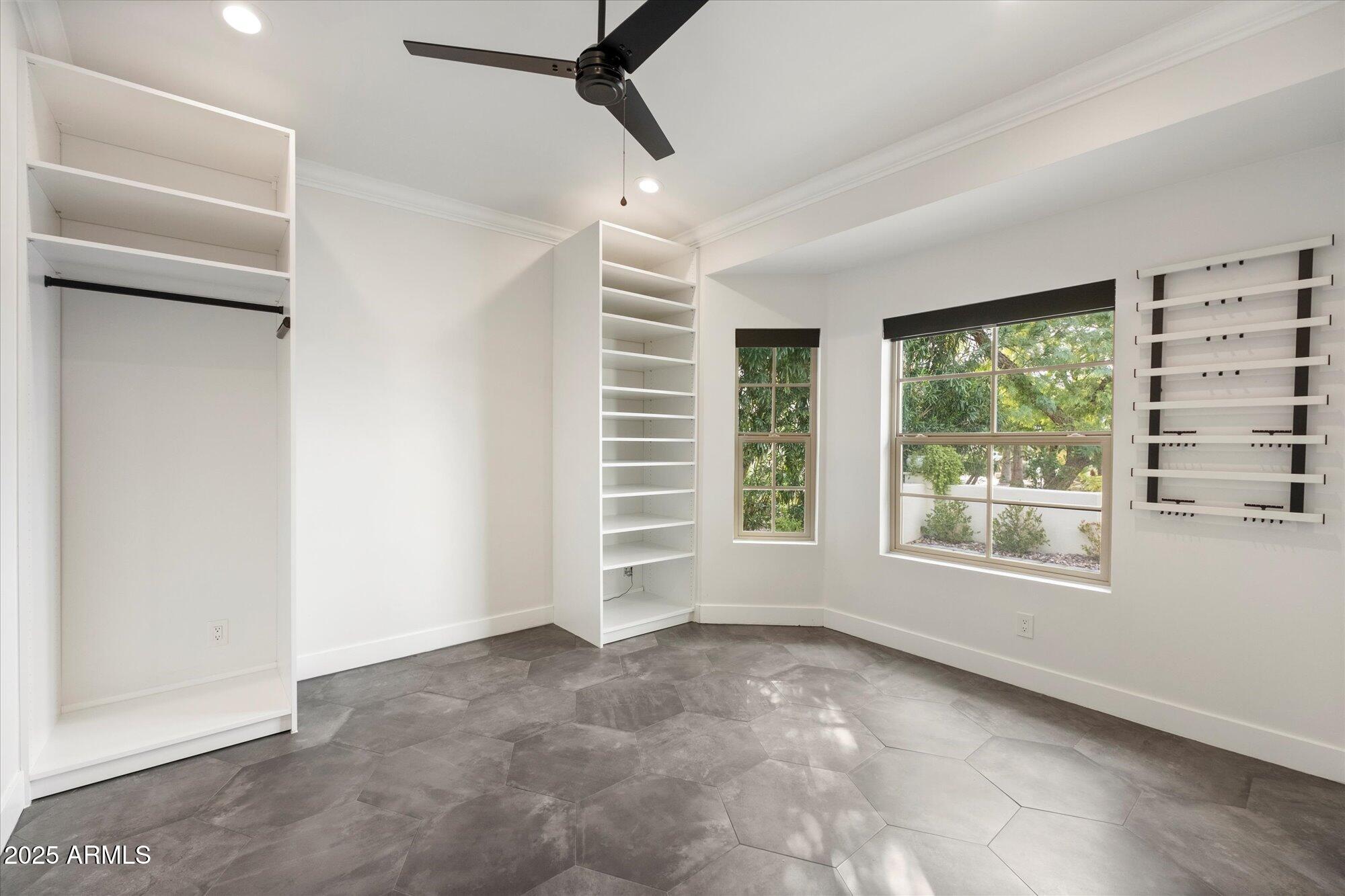 10180 E LARKSPUR Drive