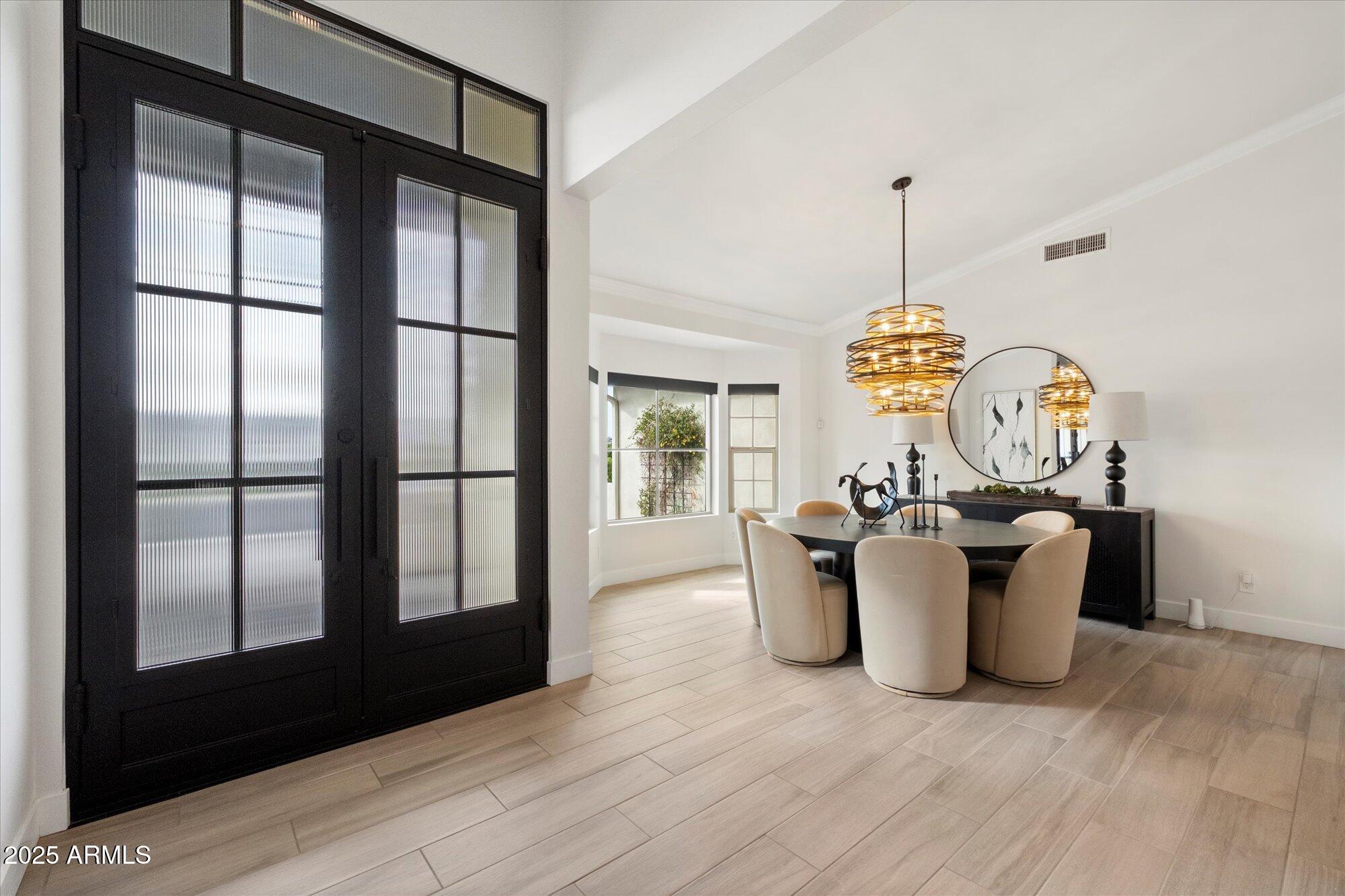 10180 E LARKSPUR Drive