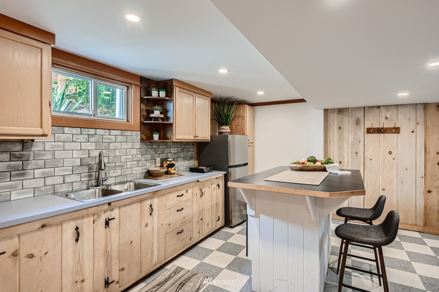8730 Arlington Heights Road