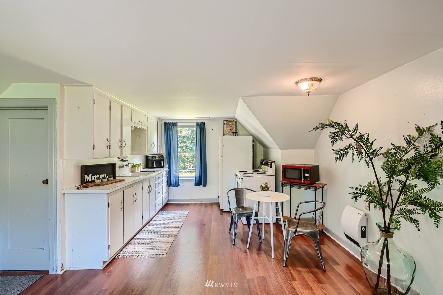 8730 Arlington Heights Road