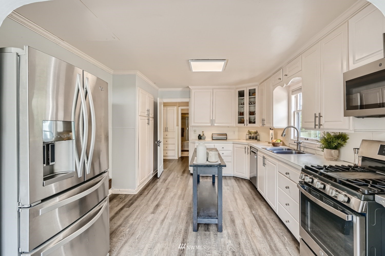 8730 Arlington Heights Road
