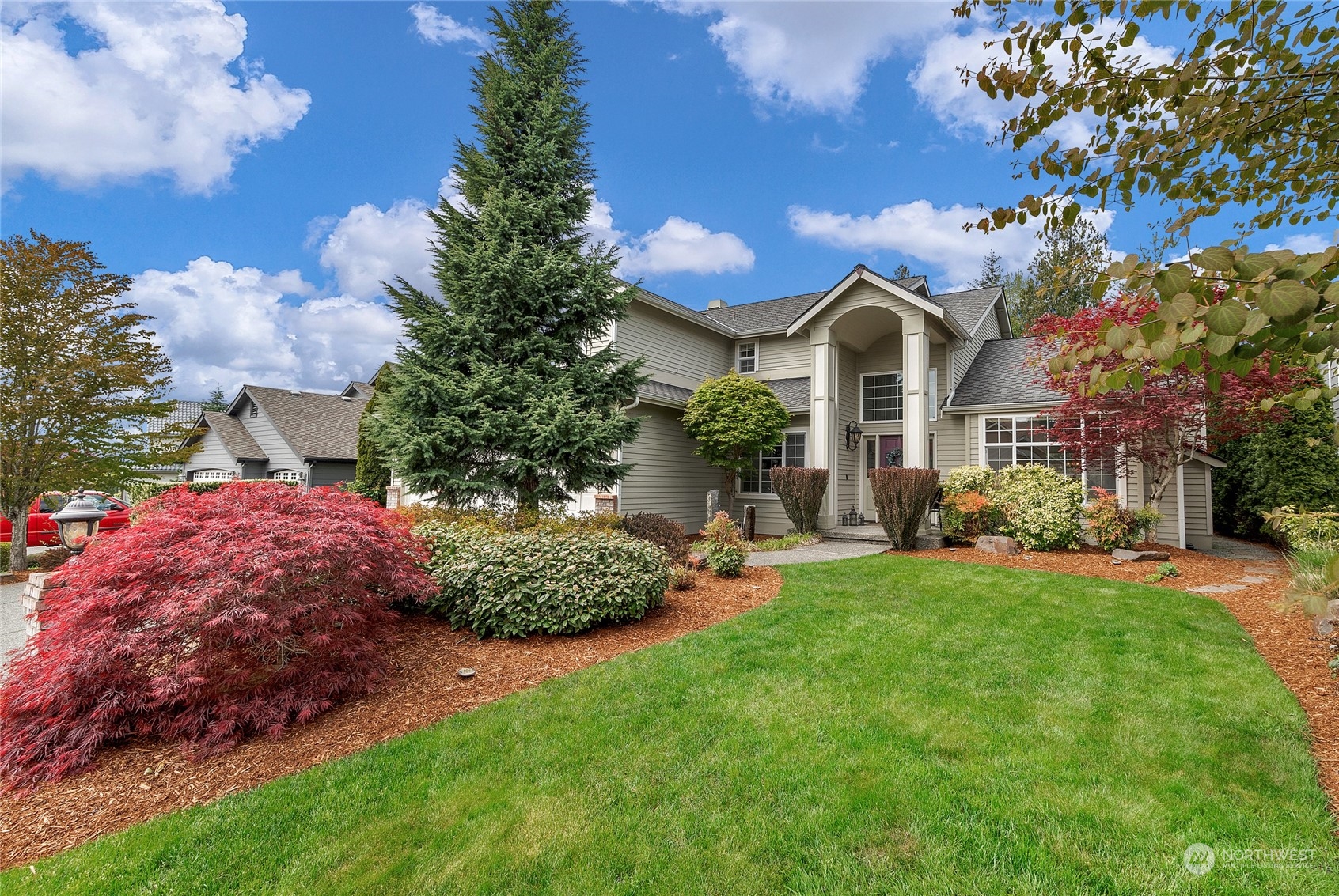 7323 W Country Club Drive