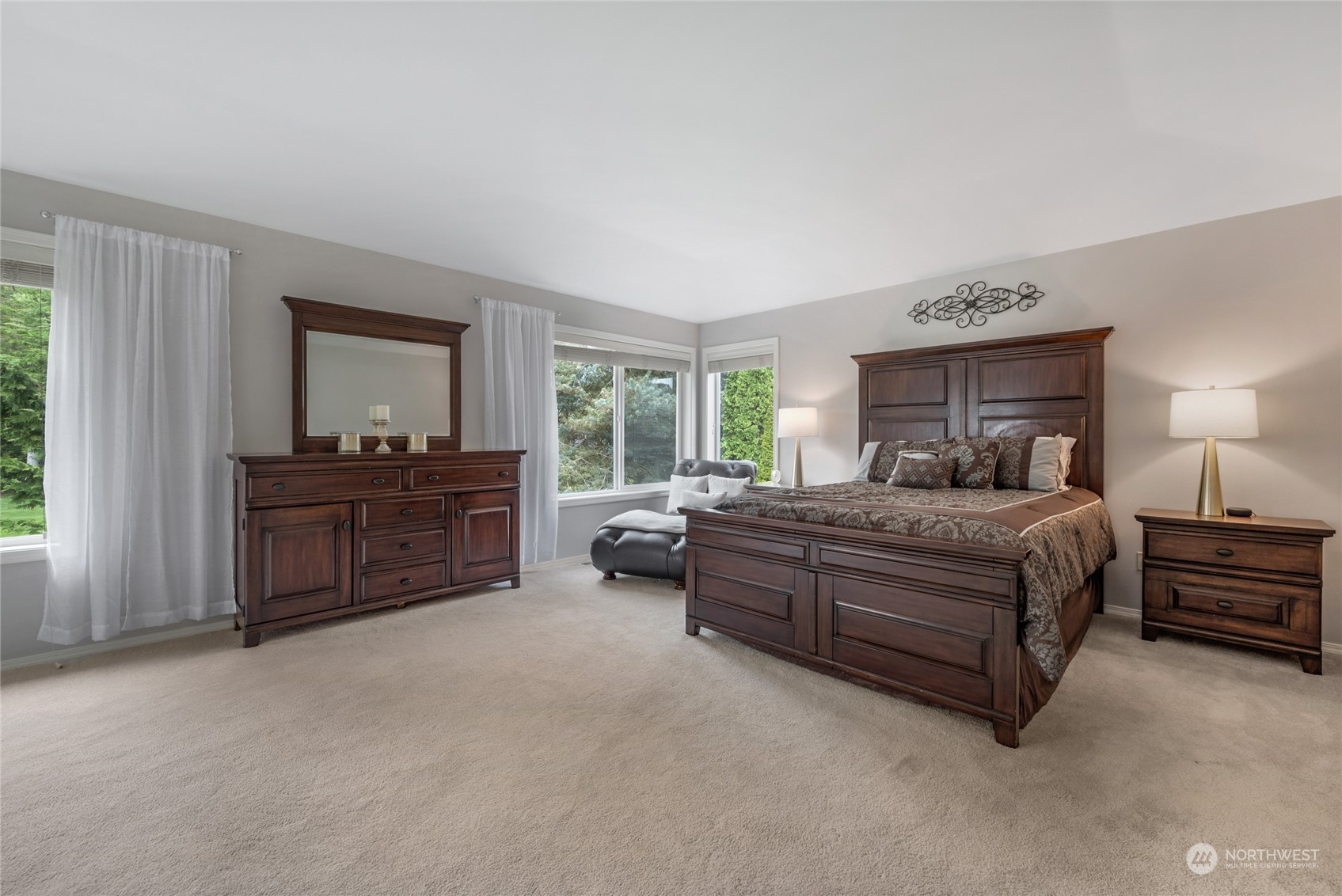 7323 W Country Club Drive