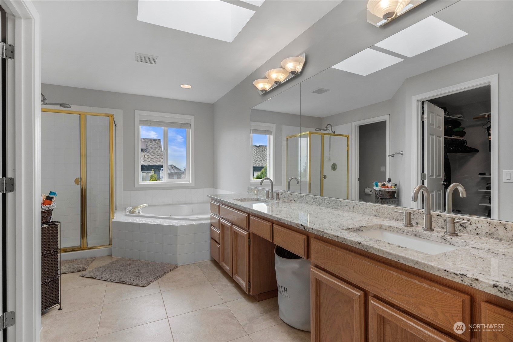 7323 W Country Club Drive