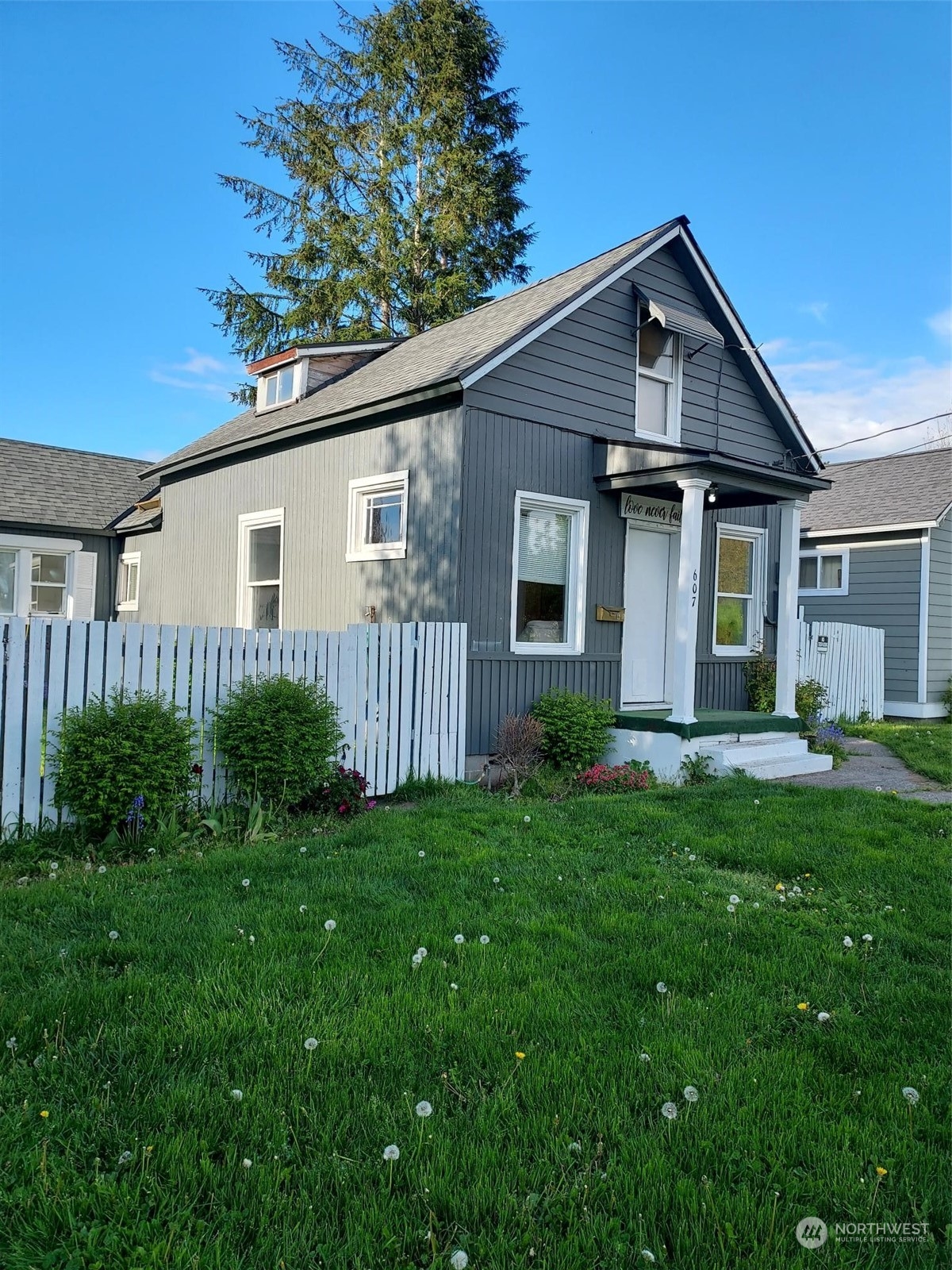 607 Cosgrove Street