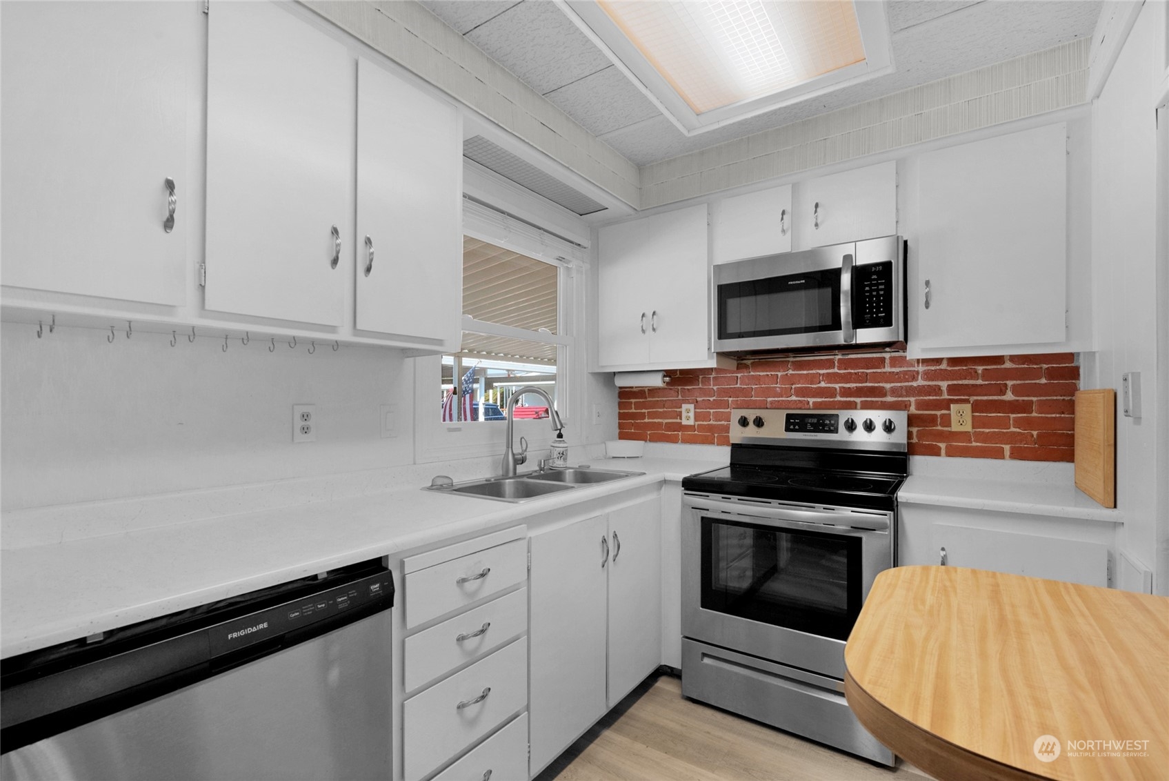 23825 15th Avenue SE Unit: 110
