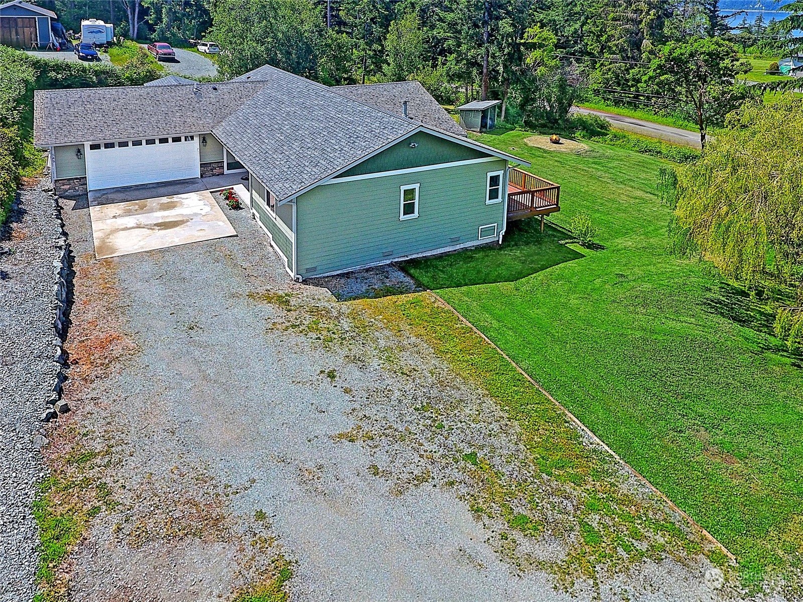 545 Rozeway Place