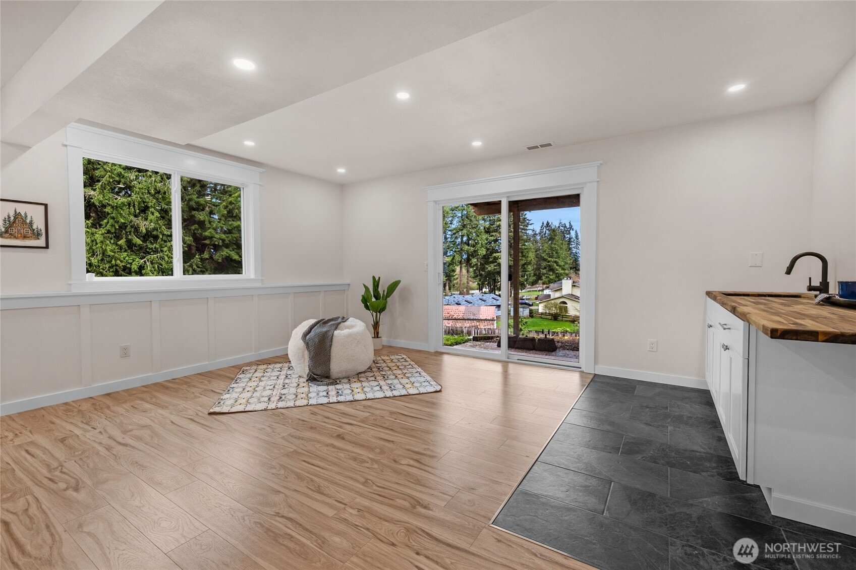 25515 Mountain Drive