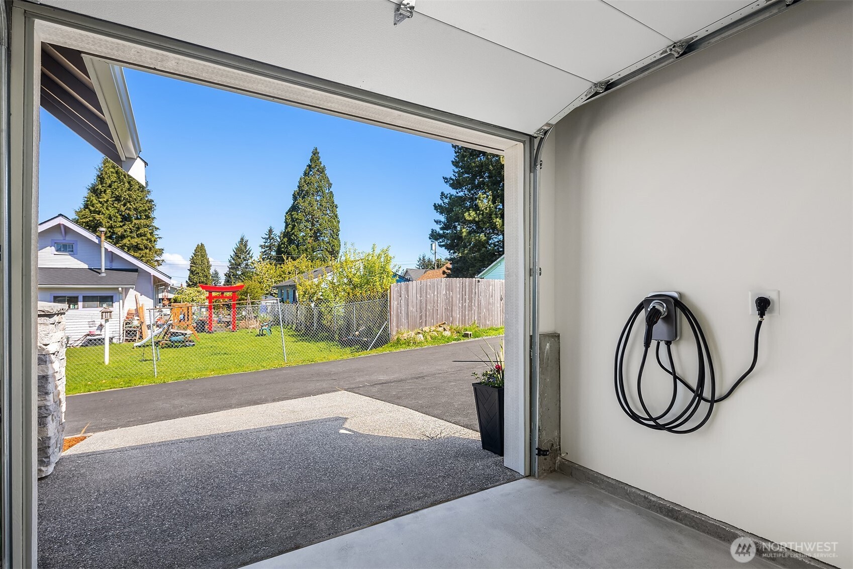 2209 Monroe Avenue Unit: B