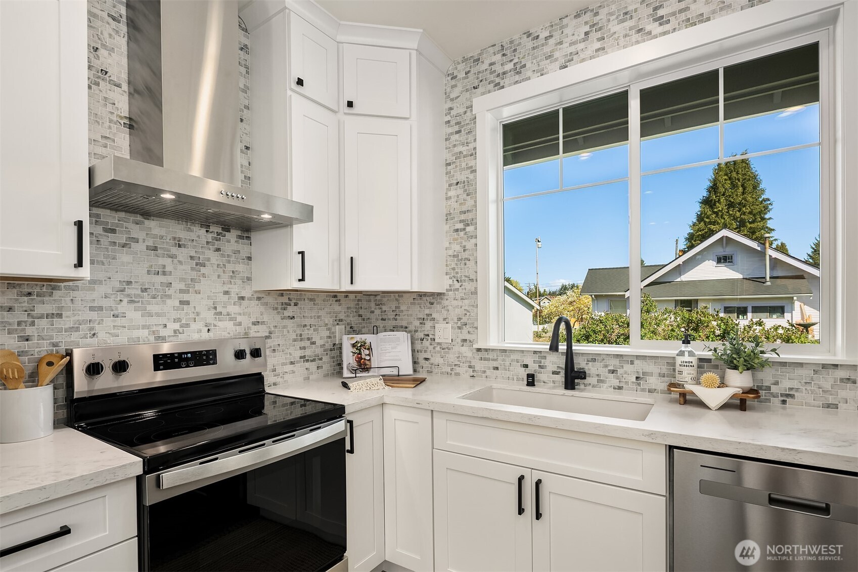 2209 Monroe Avenue Unit: B