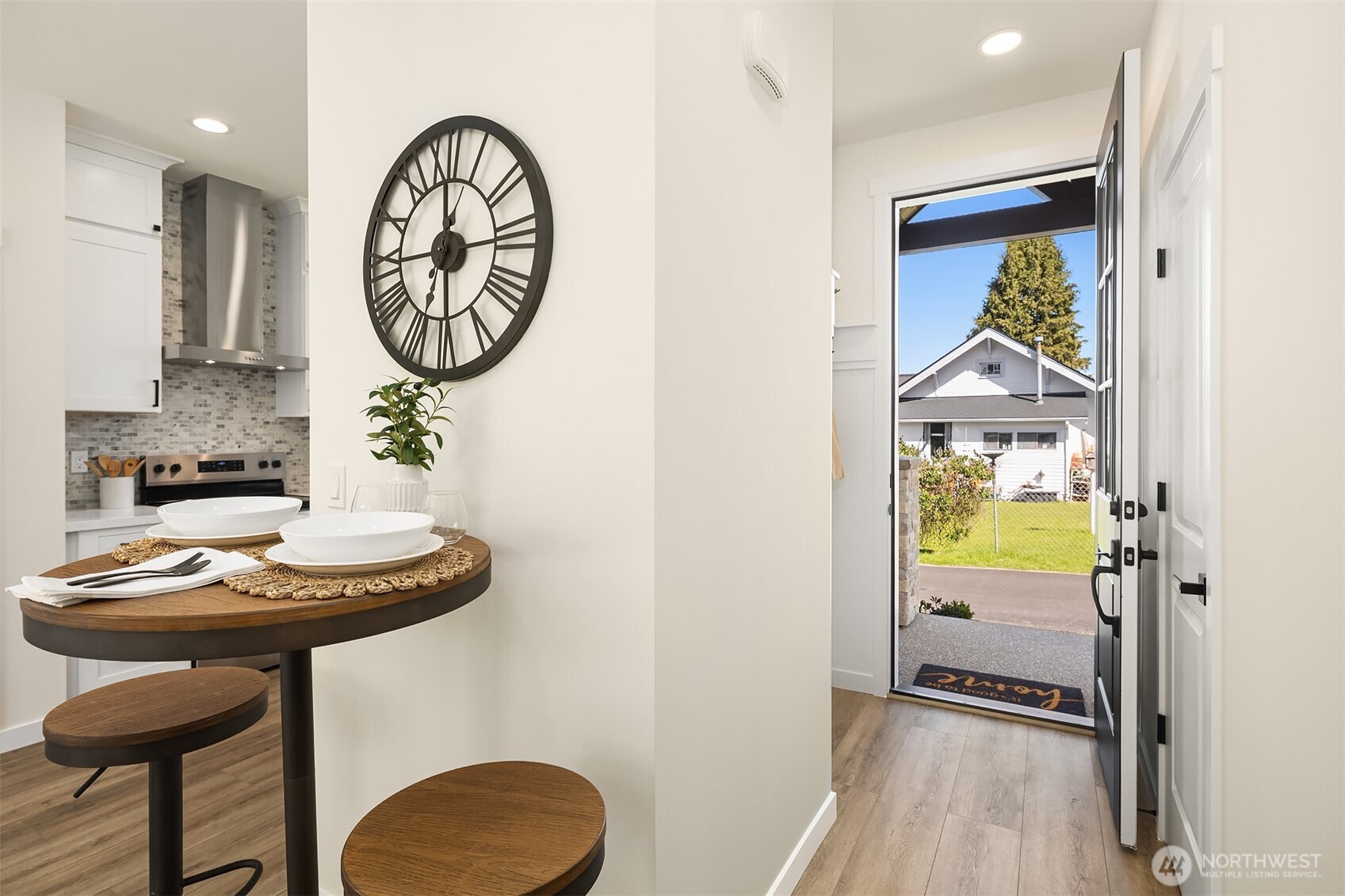 2209 Monroe Avenue Unit: B