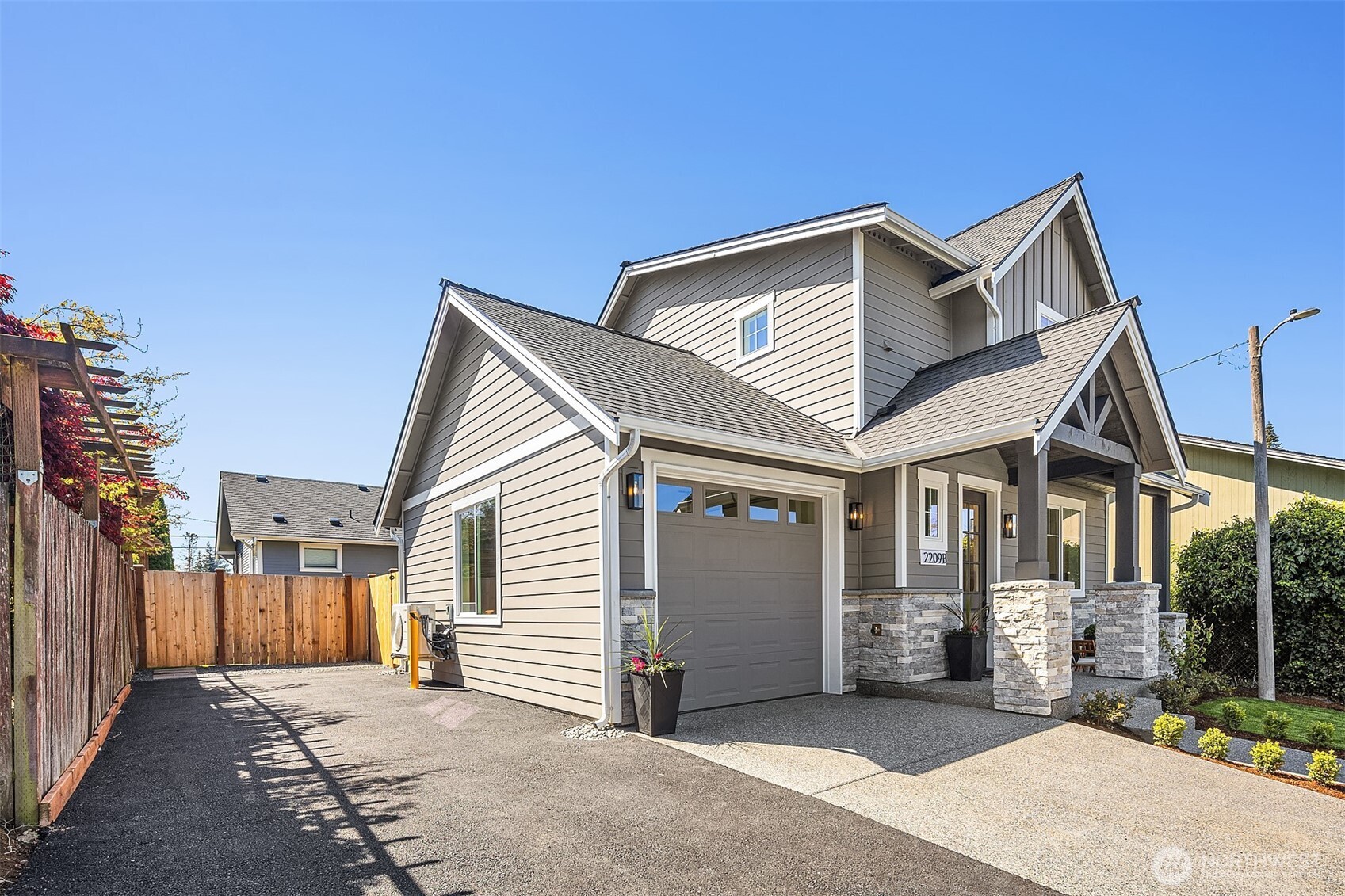 2209 Monroe Avenue Unit: B
