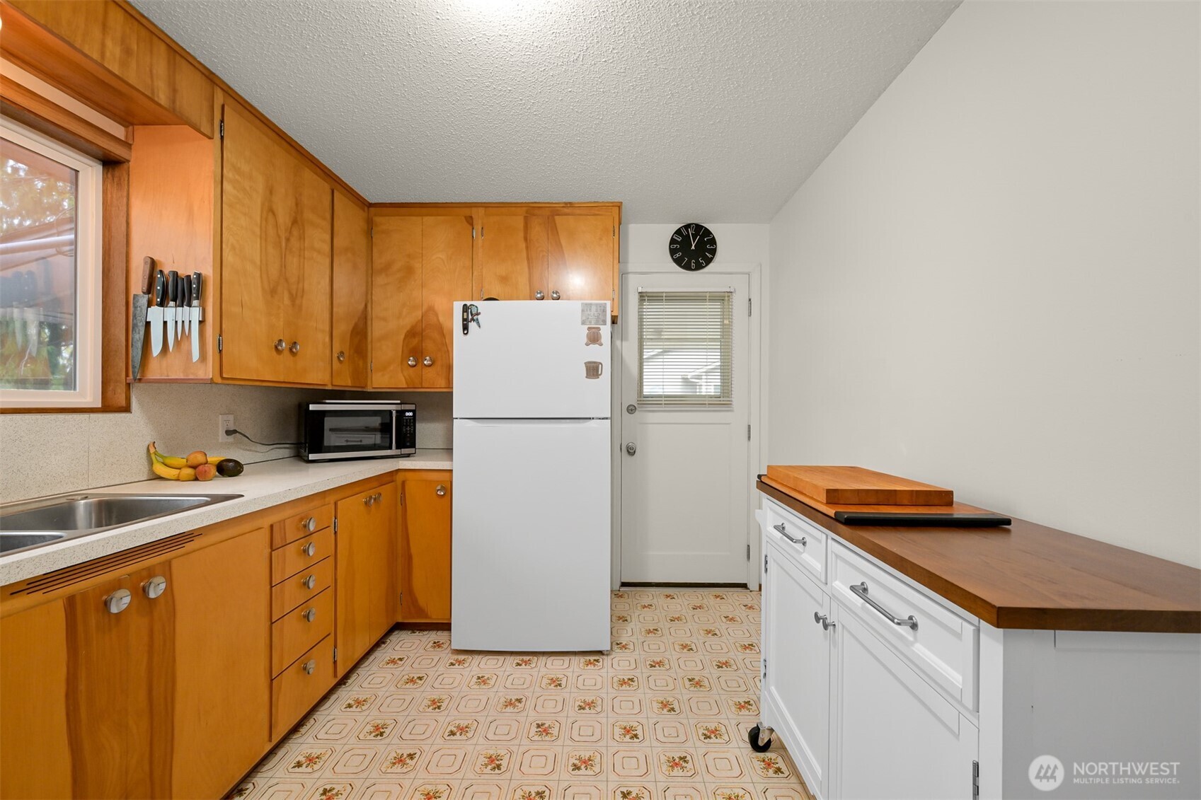 216 Colvin Place