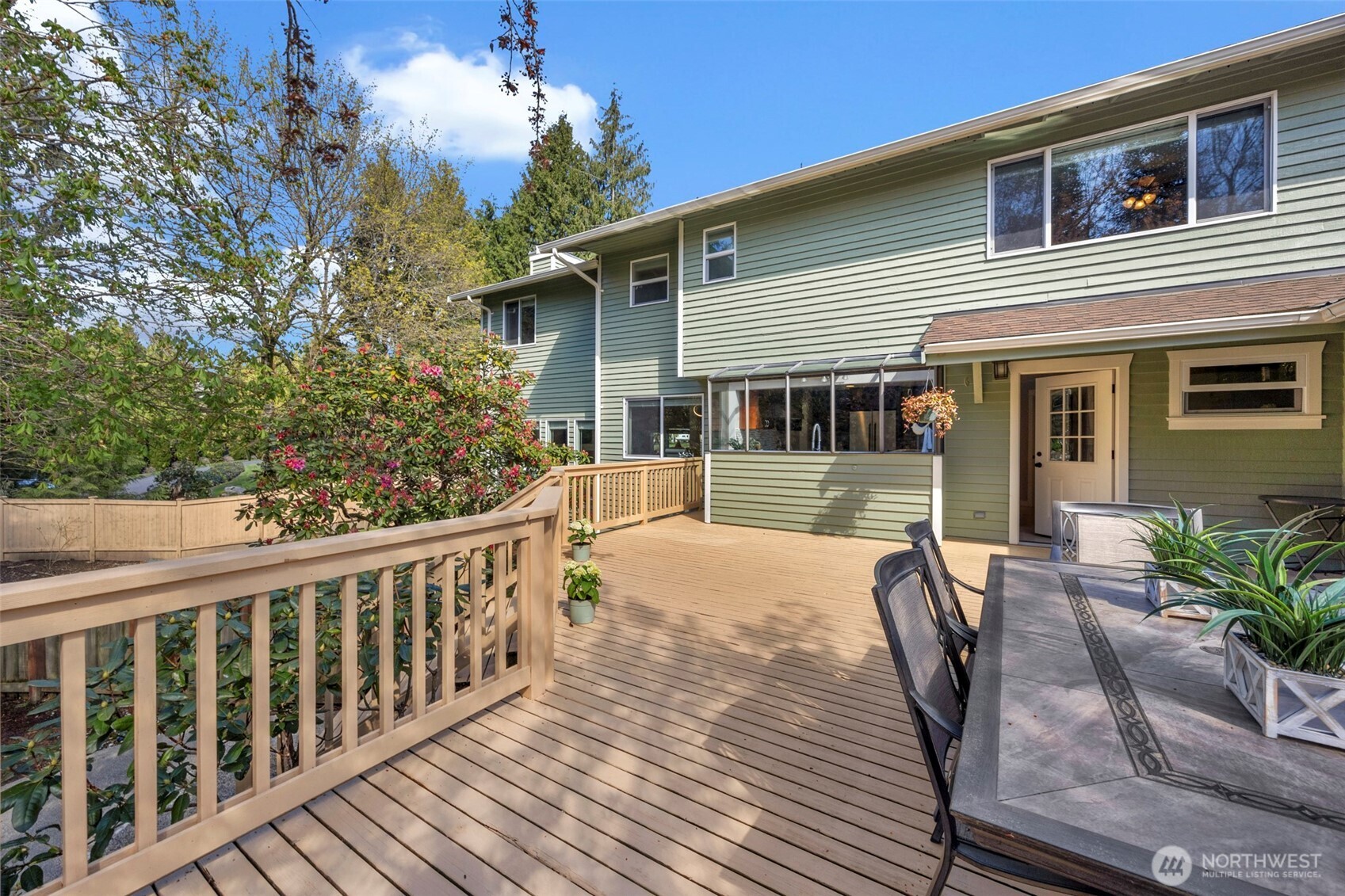 5722 Northridge Drive