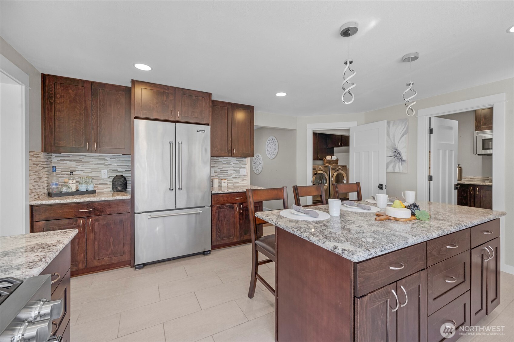 5722 Northridge Drive