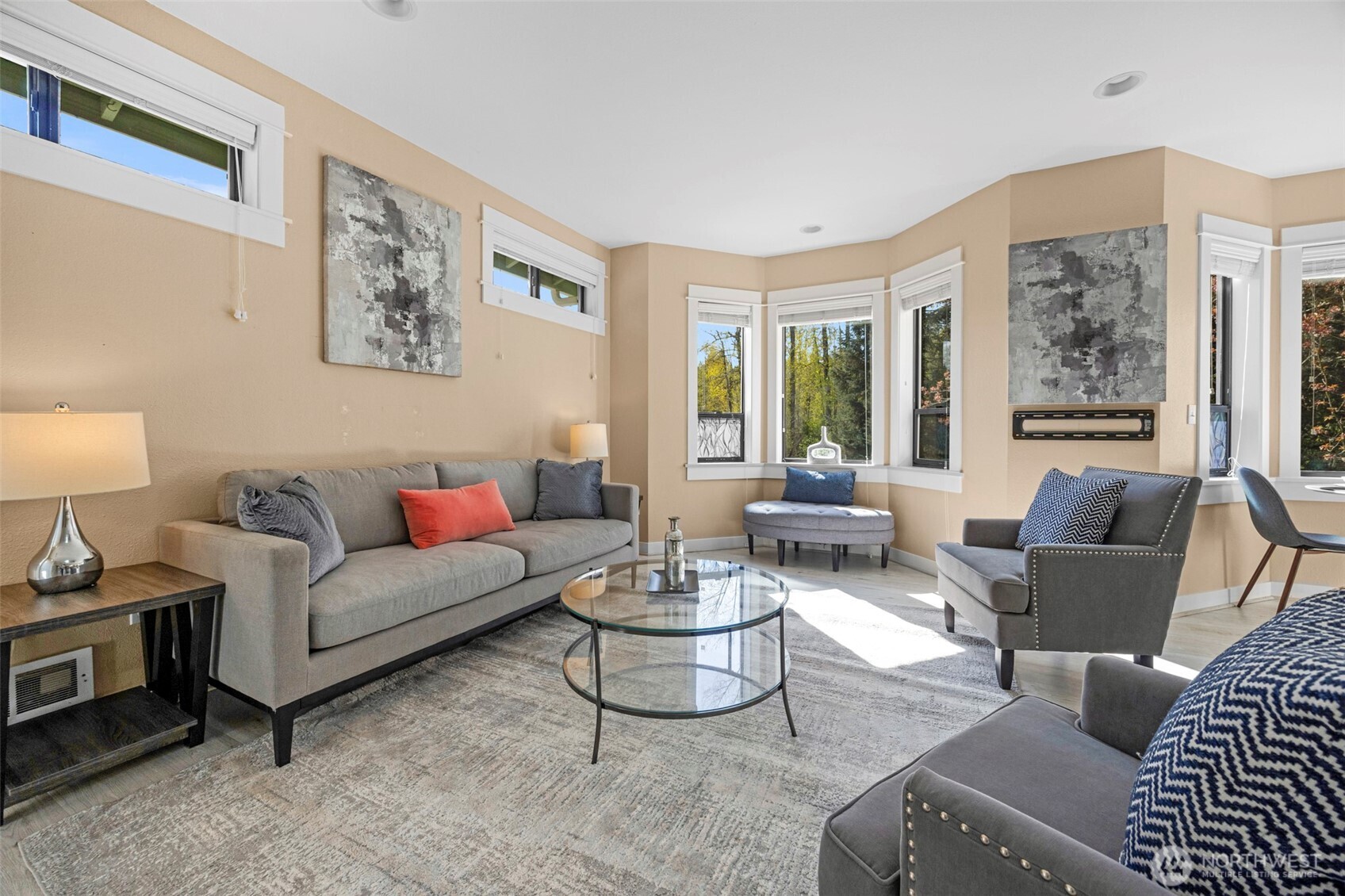 5722 Northridge Drive