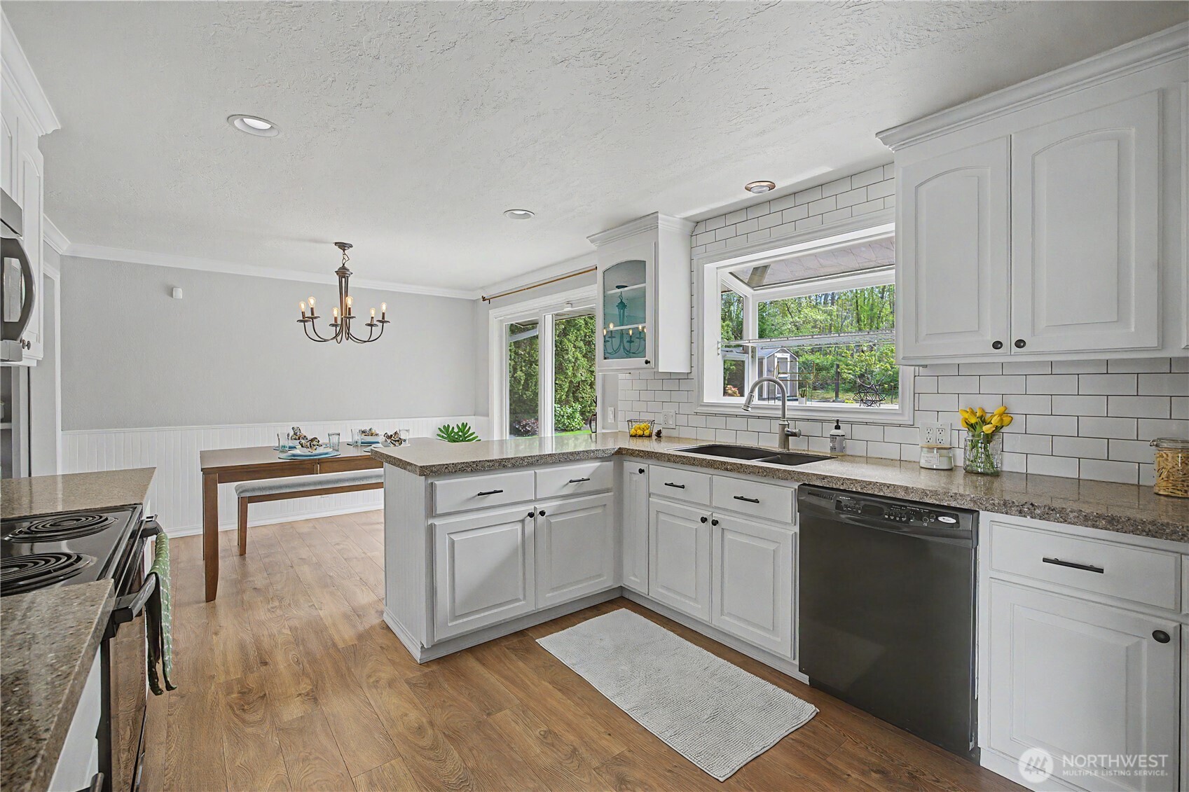 6325 Northridge Drive