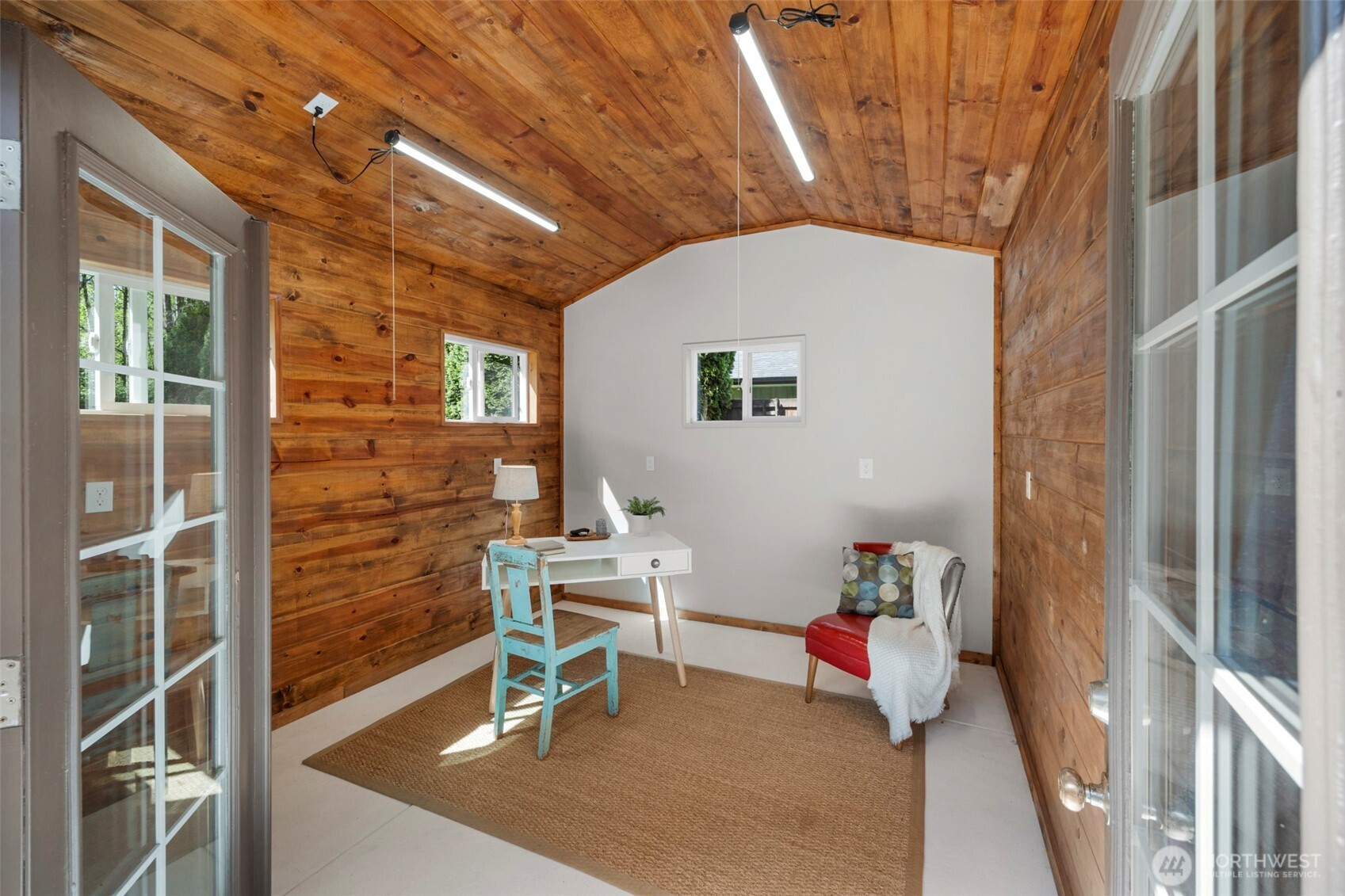 6325 Northridge Drive