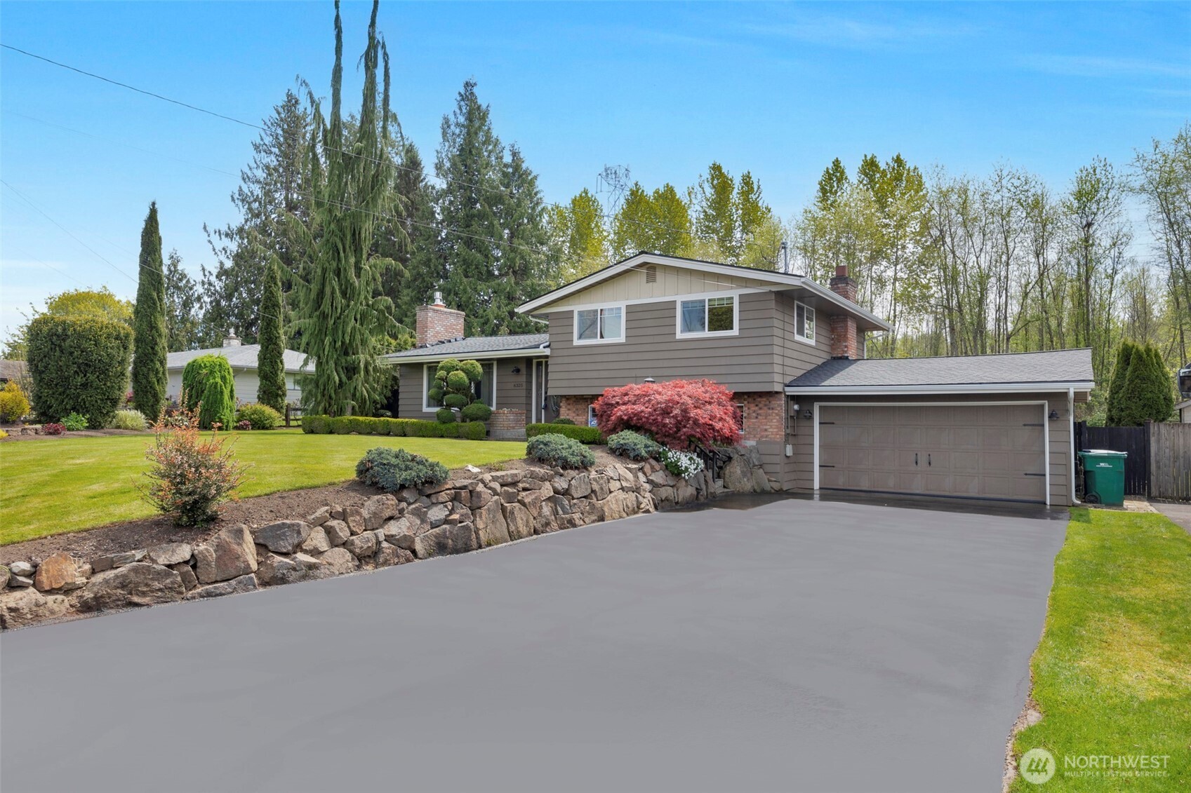 6325 Northridge Drive