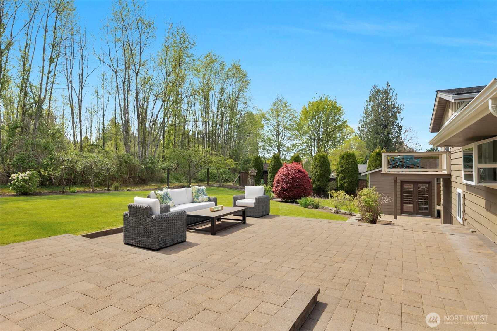 6325 Northridge Drive