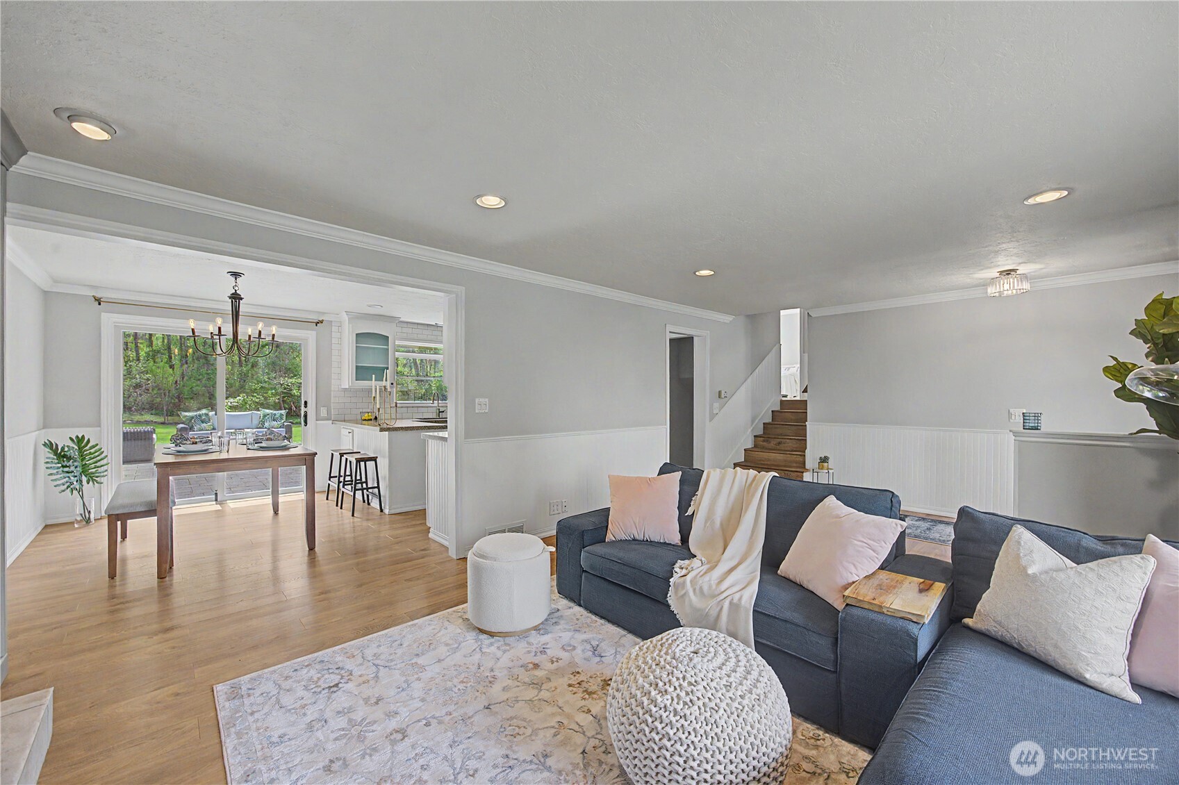 6325 Northridge Drive