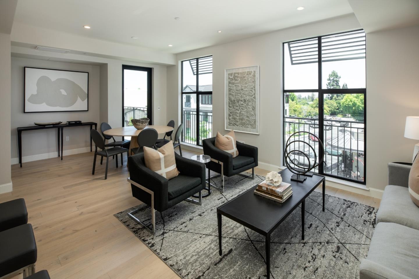 450 First Street 302