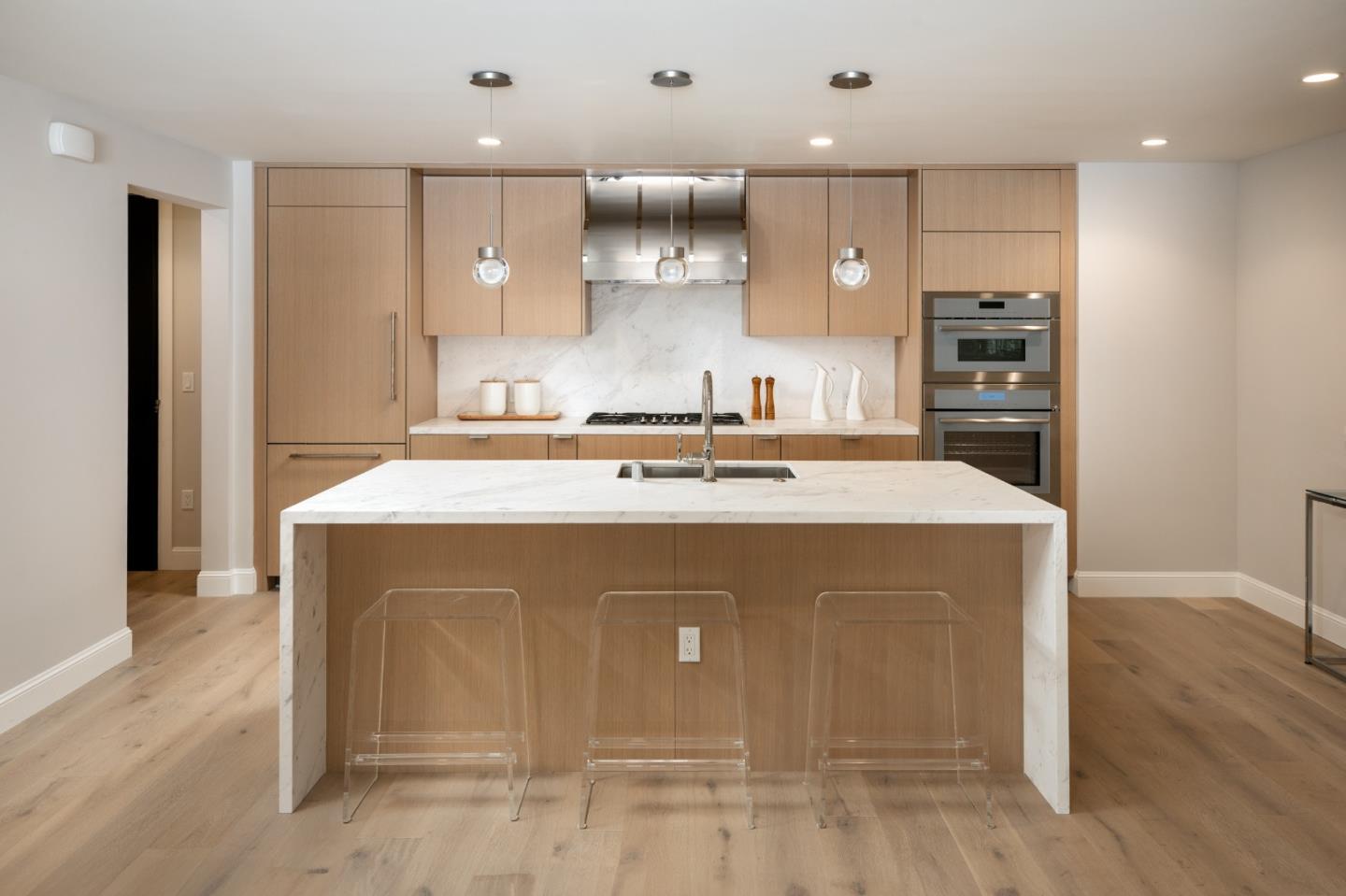 450 First Street 107