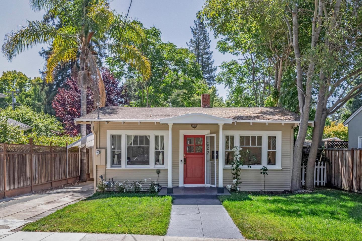 622 AVE