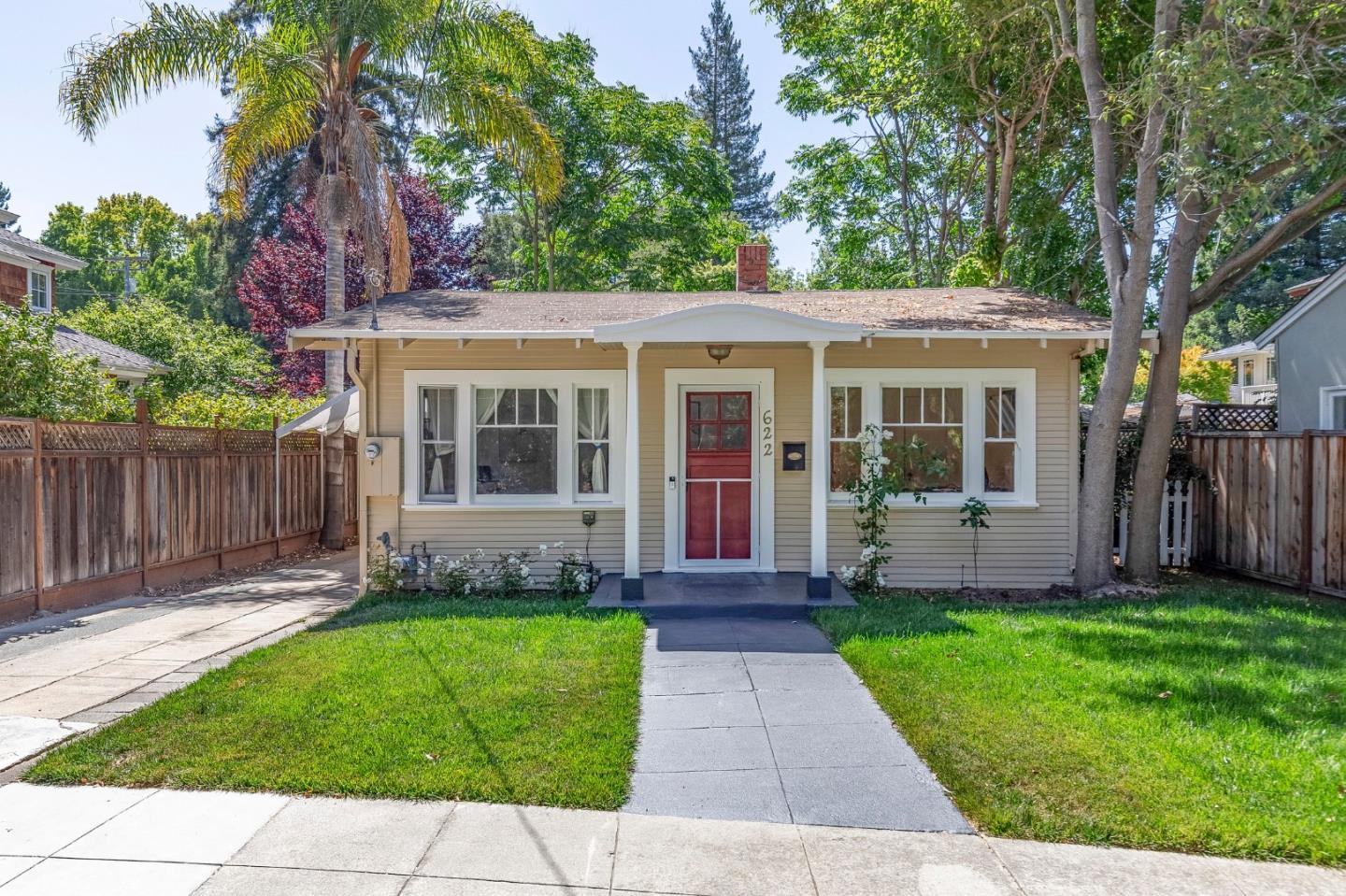 622 AVE