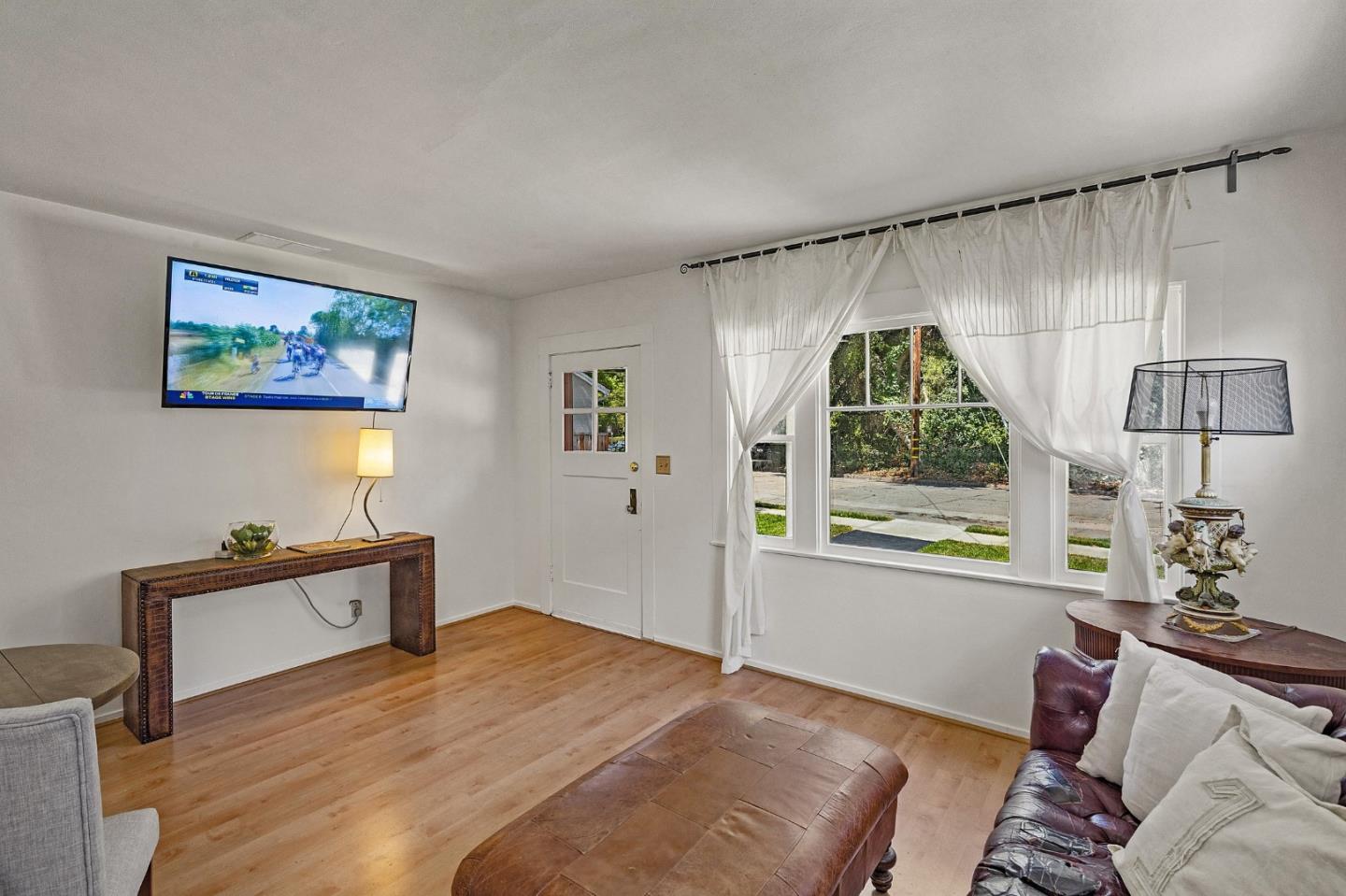 622 AVE