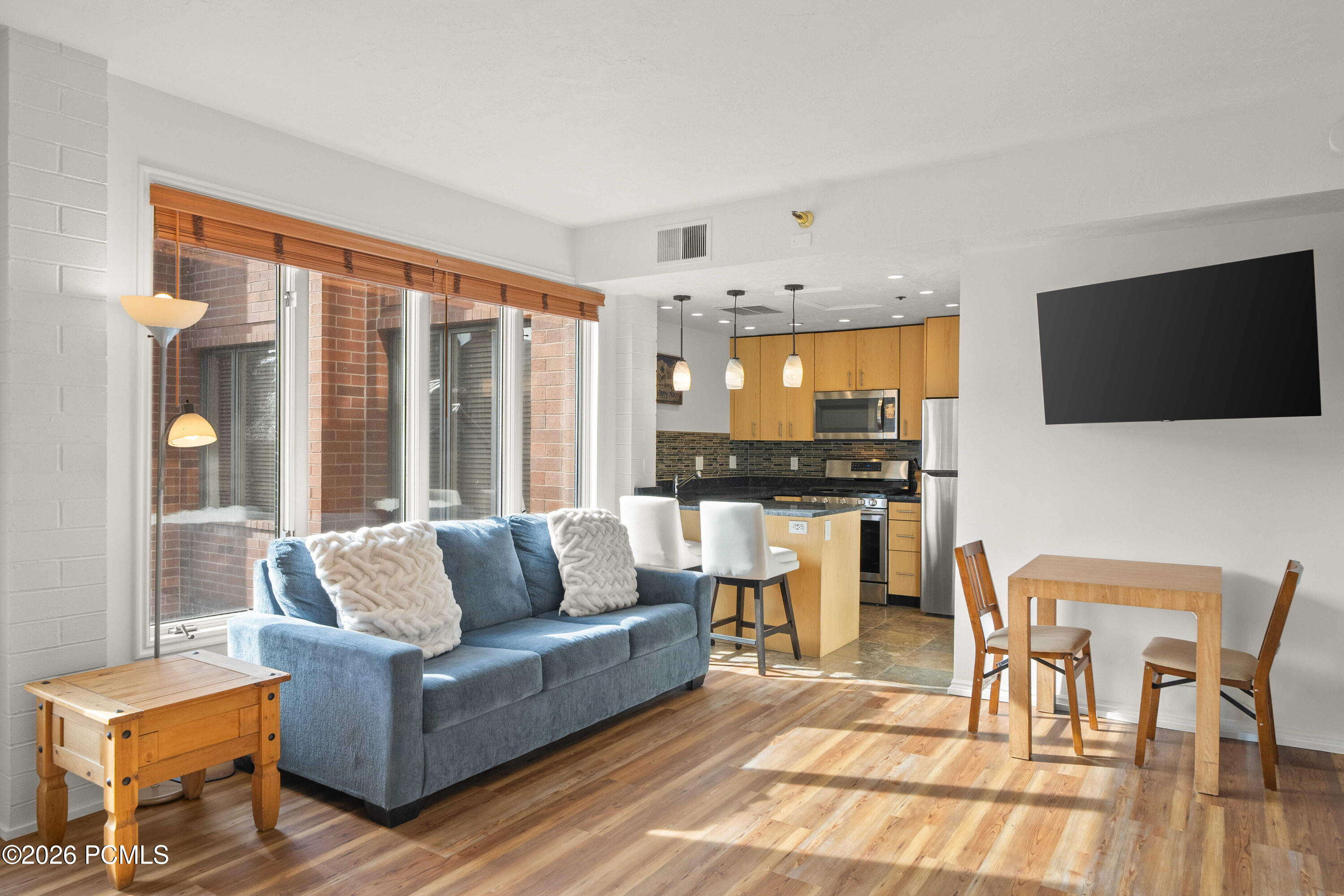 580 Main Street Street 402