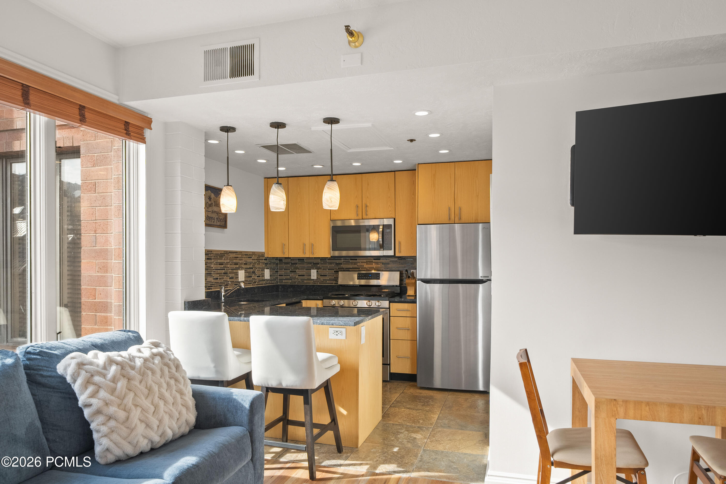 580 Main Street Street 402