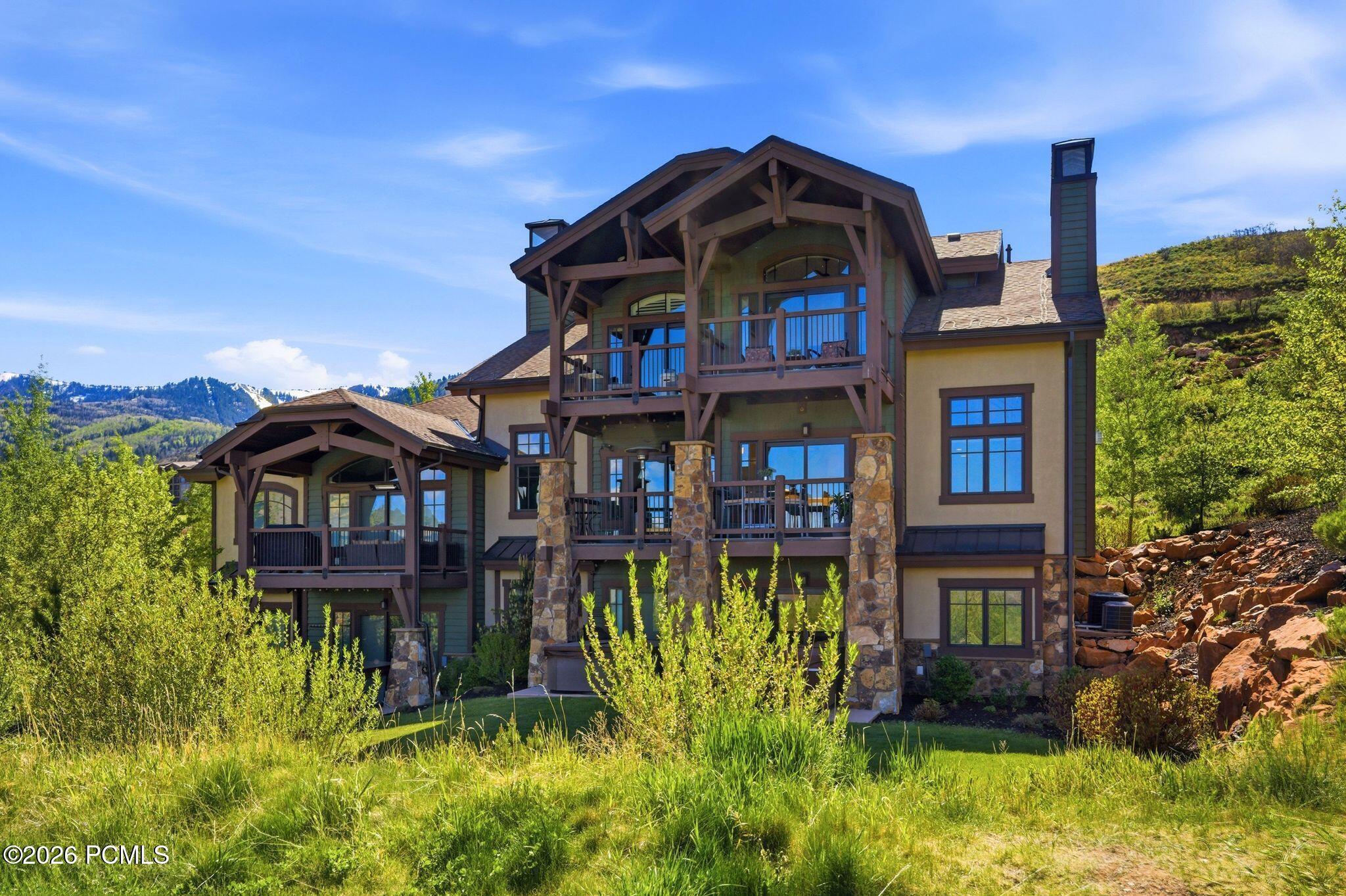 4096 Fairway Lane
