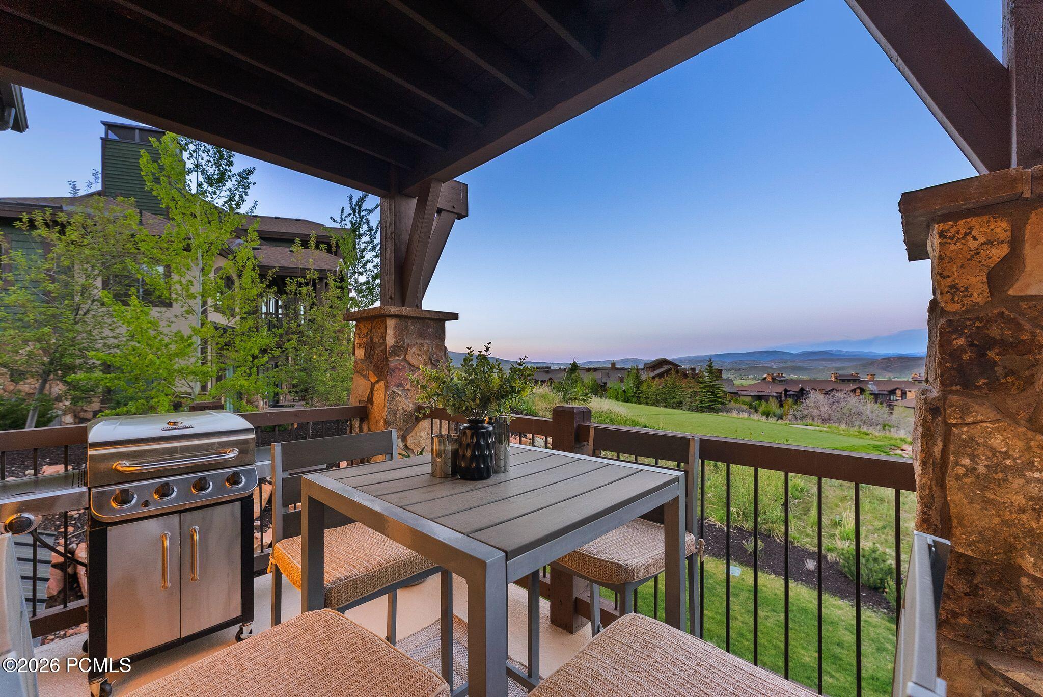 4096 Fairway Lane