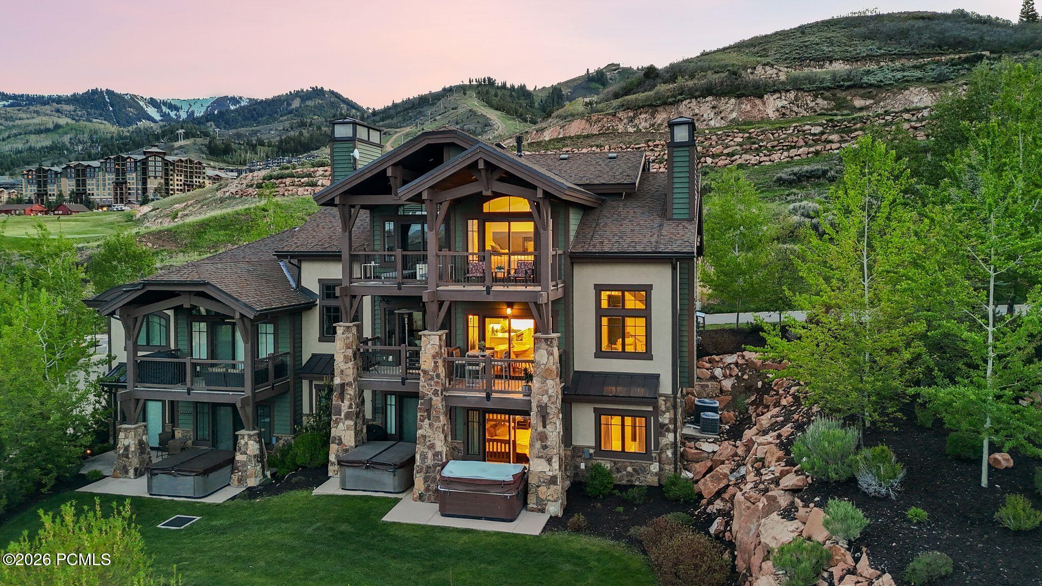 4096 Fairway Lane