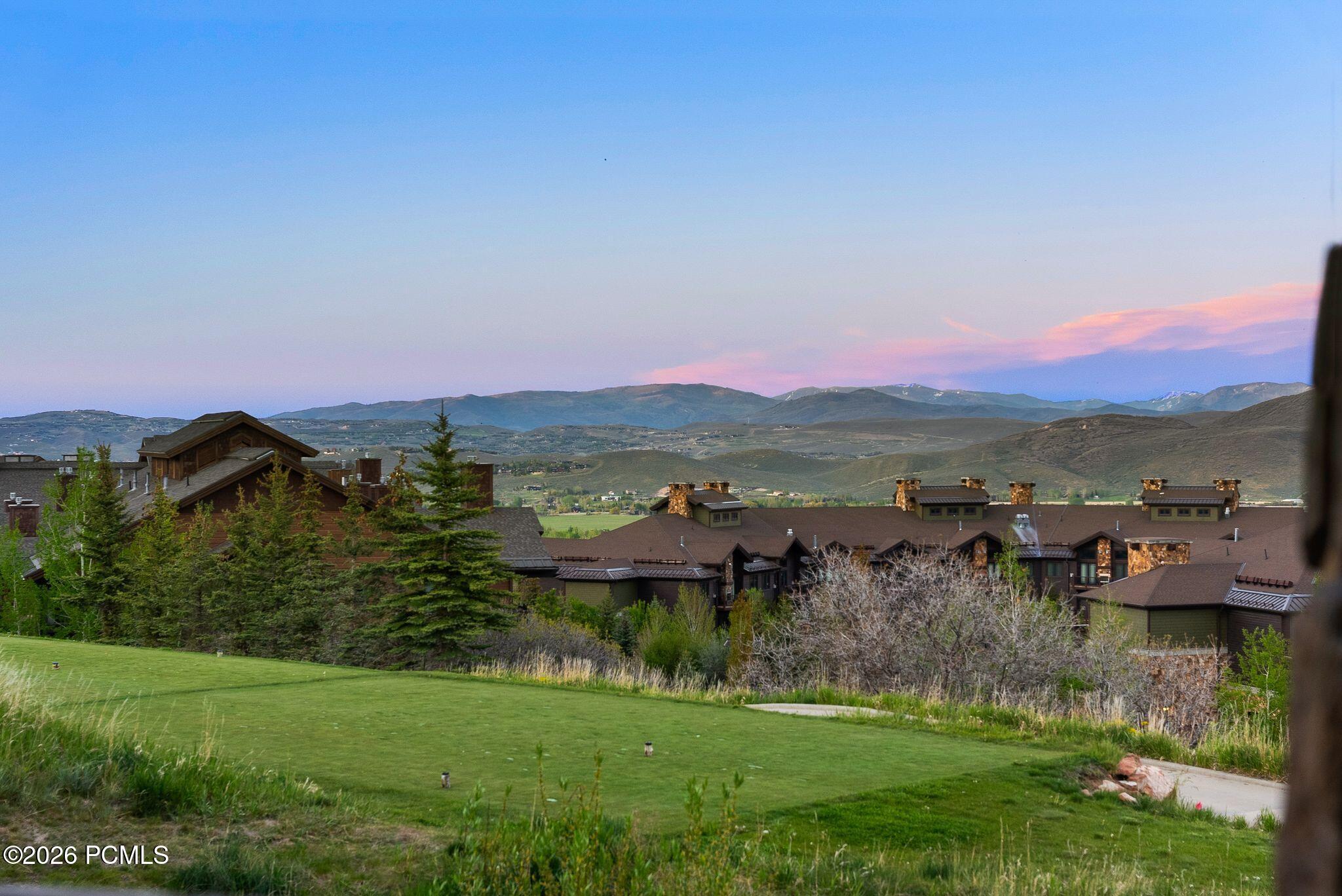4096 Fairway Lane